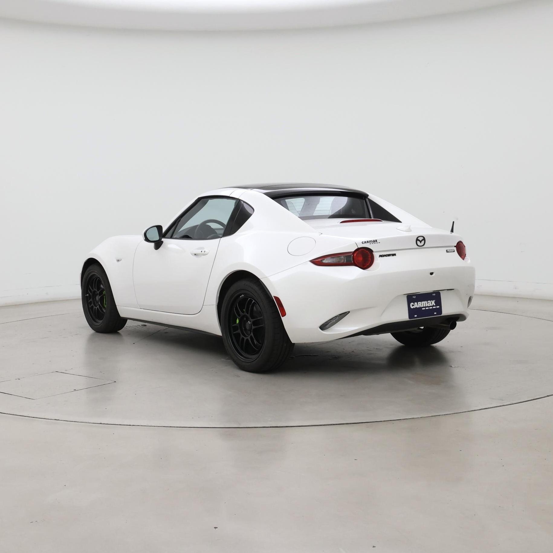 Thumbnail: 2023 Mazda MX-5 Miata - 2