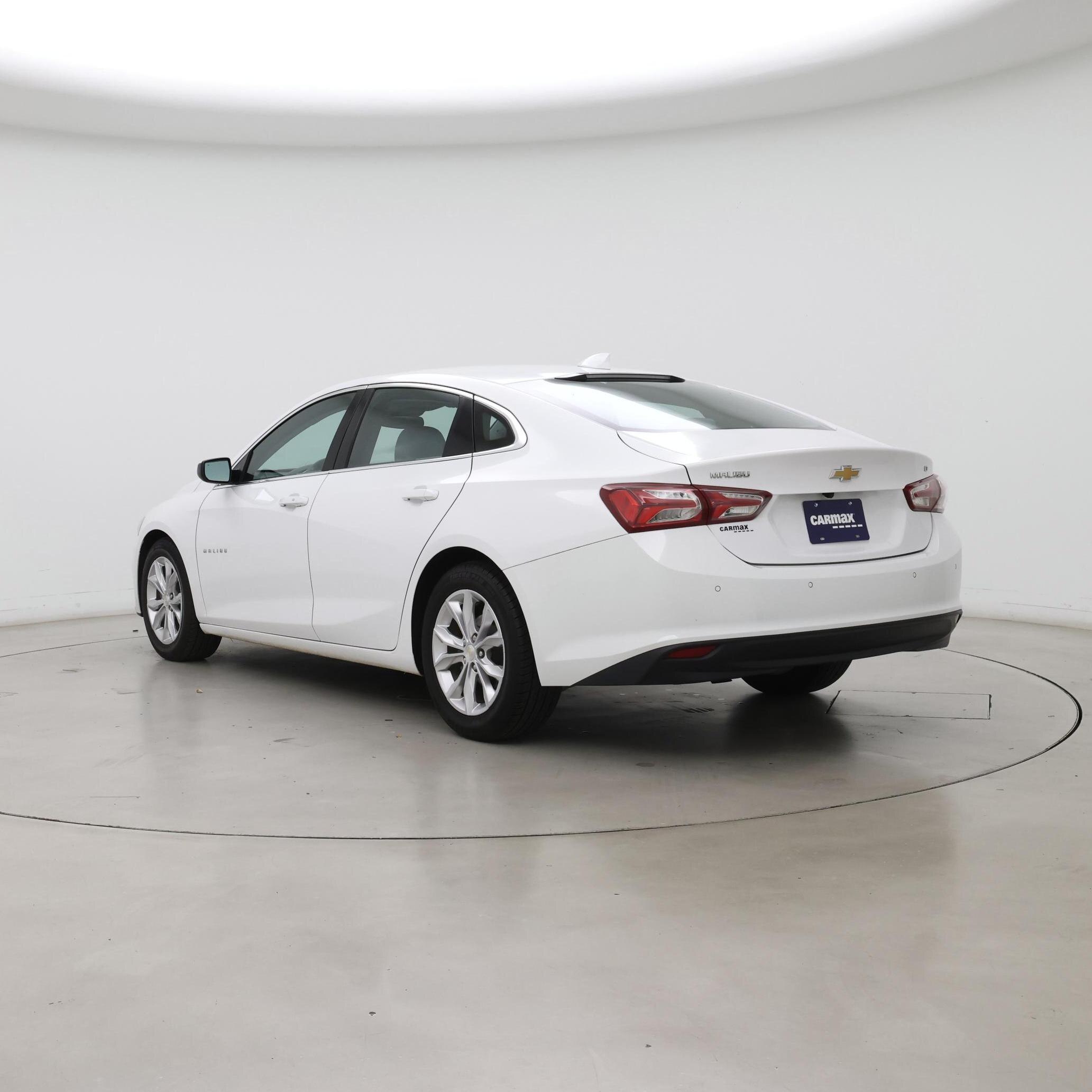 Thumbnail: 2021 Chevrolet Malibu - 2