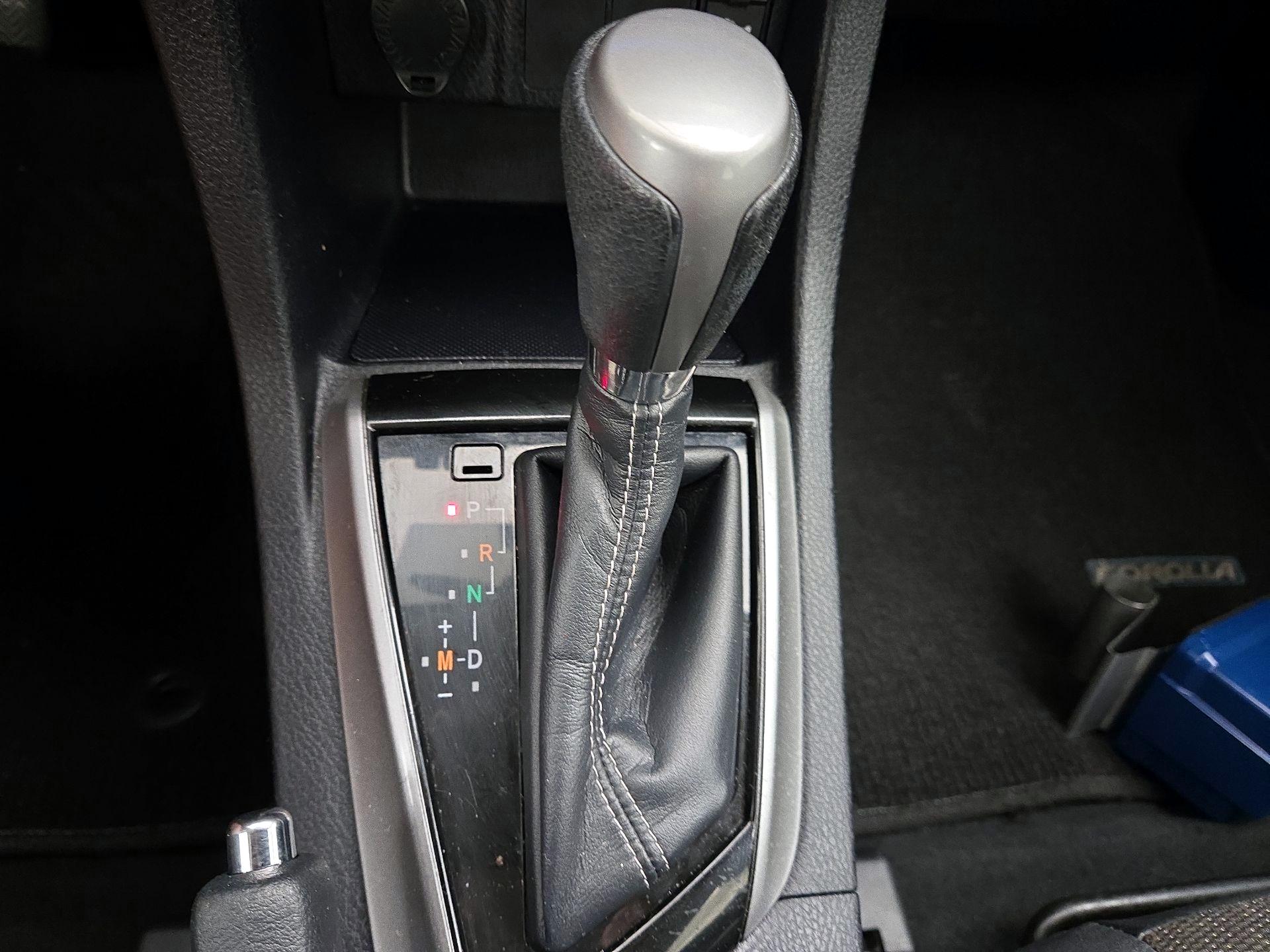 Thumbnail: 2014 Toyota Corolla - 17