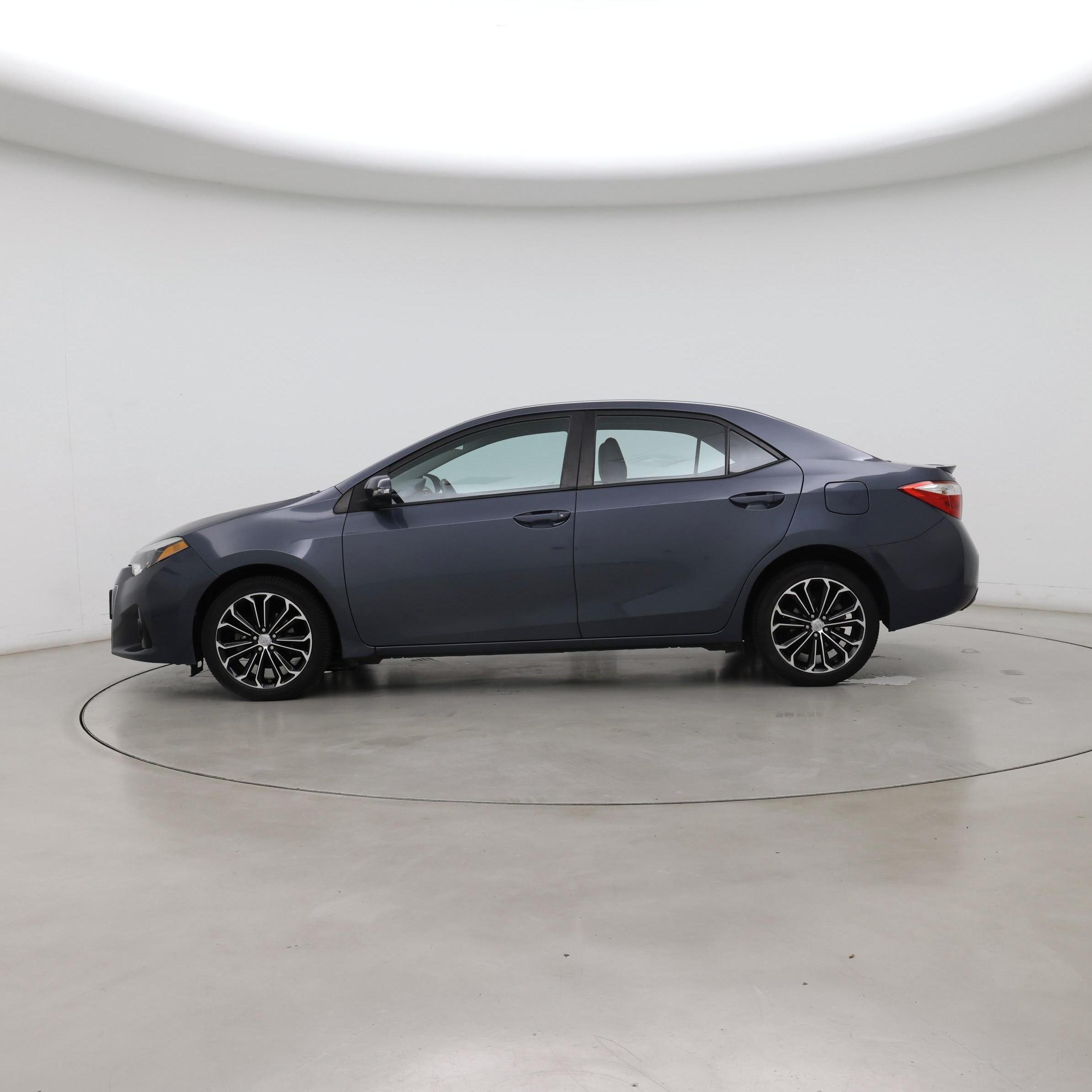 Thumbnail: 2014 Toyota Corolla - 3