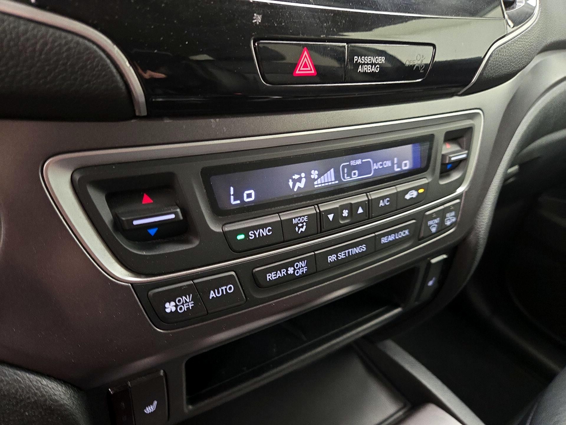 Thumbnail: 2021 Honda Pilot - 16