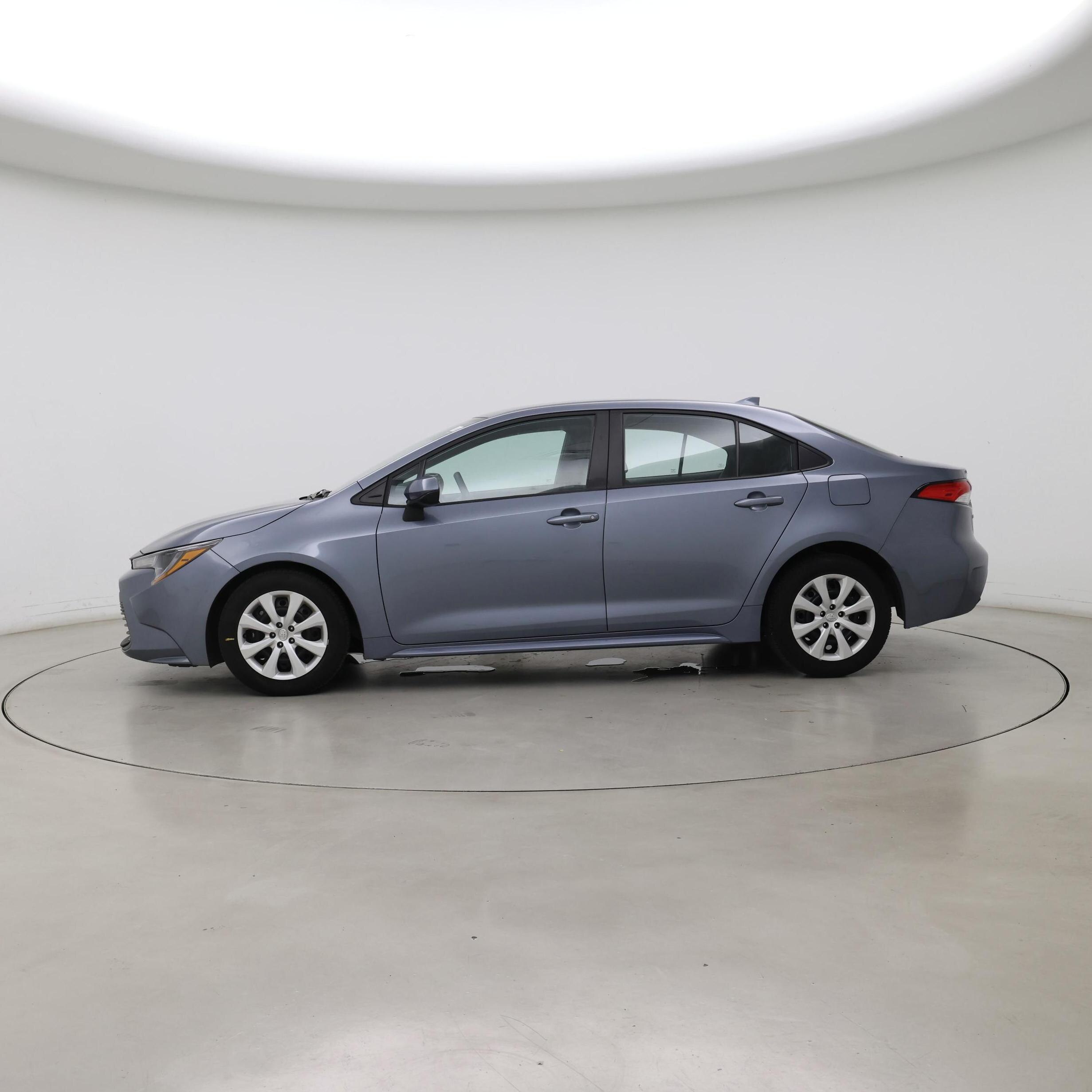 Thumbnail: 2024 Toyota Corolla - 3