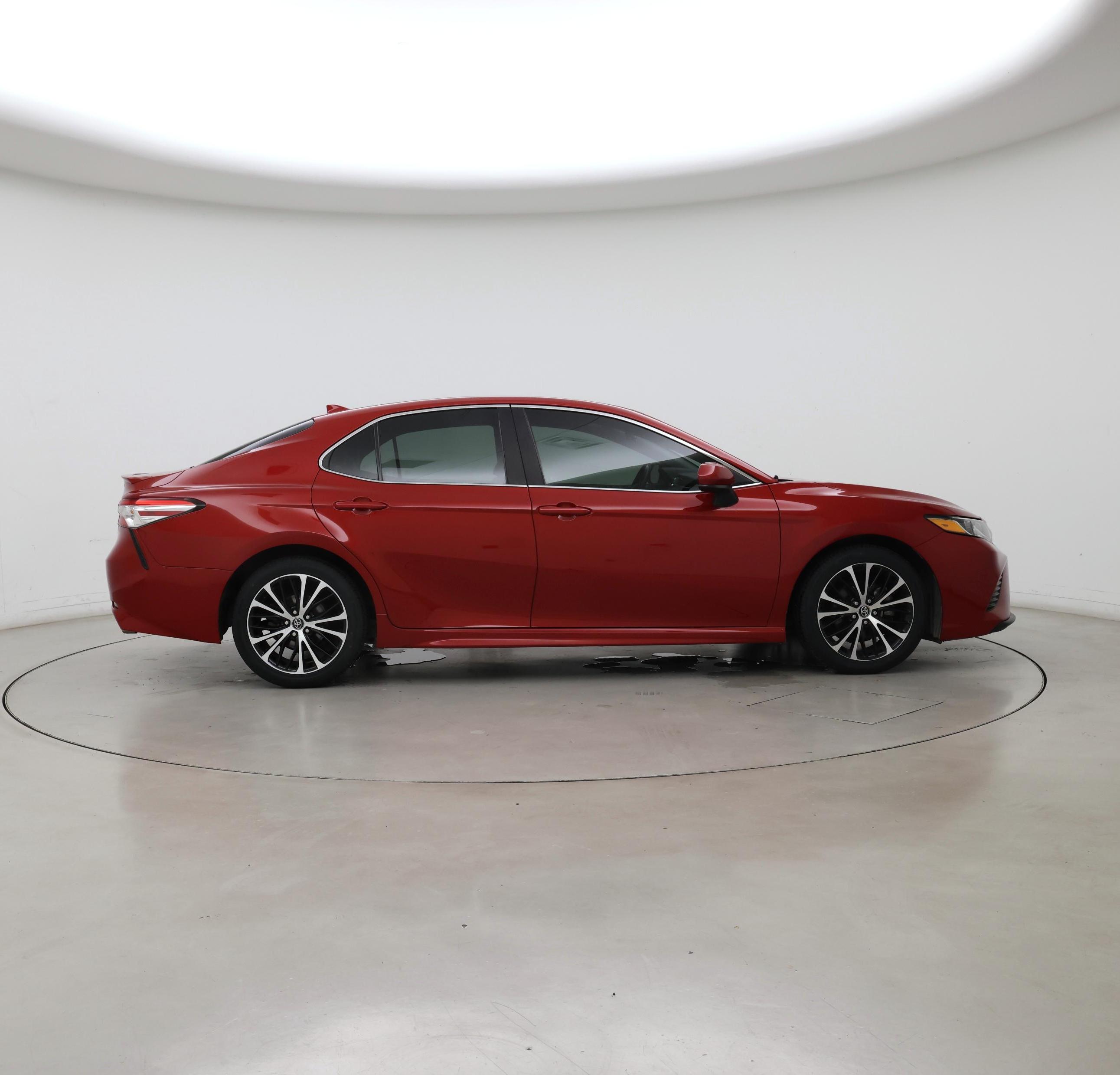 Thumbnail: 2020 Toyota Camry - 7