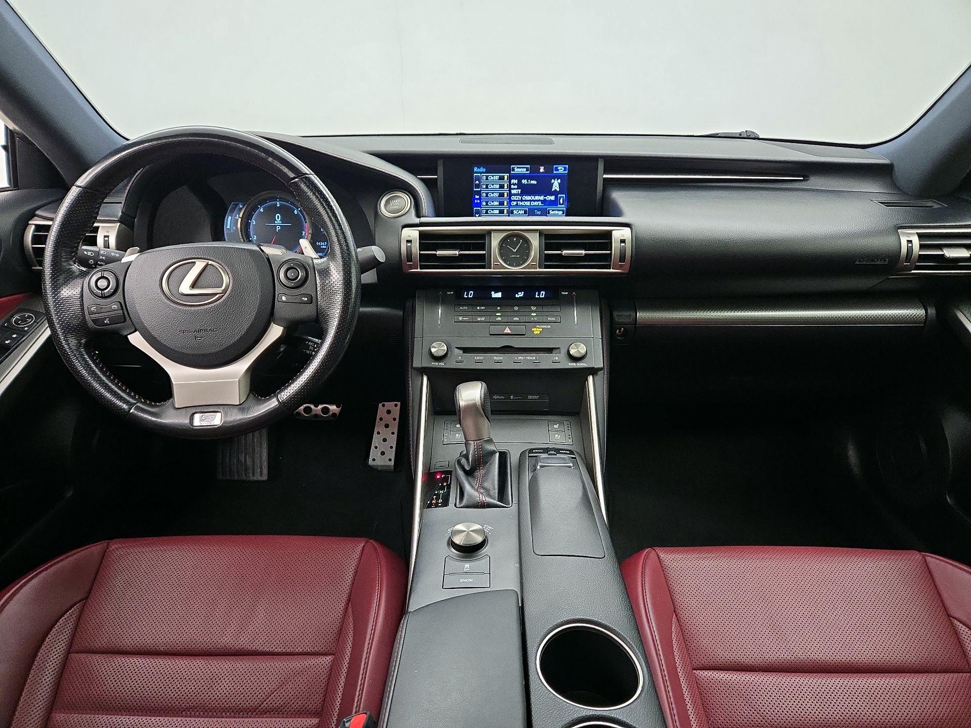 Thumbnail: 2016 Lexus IS - 9