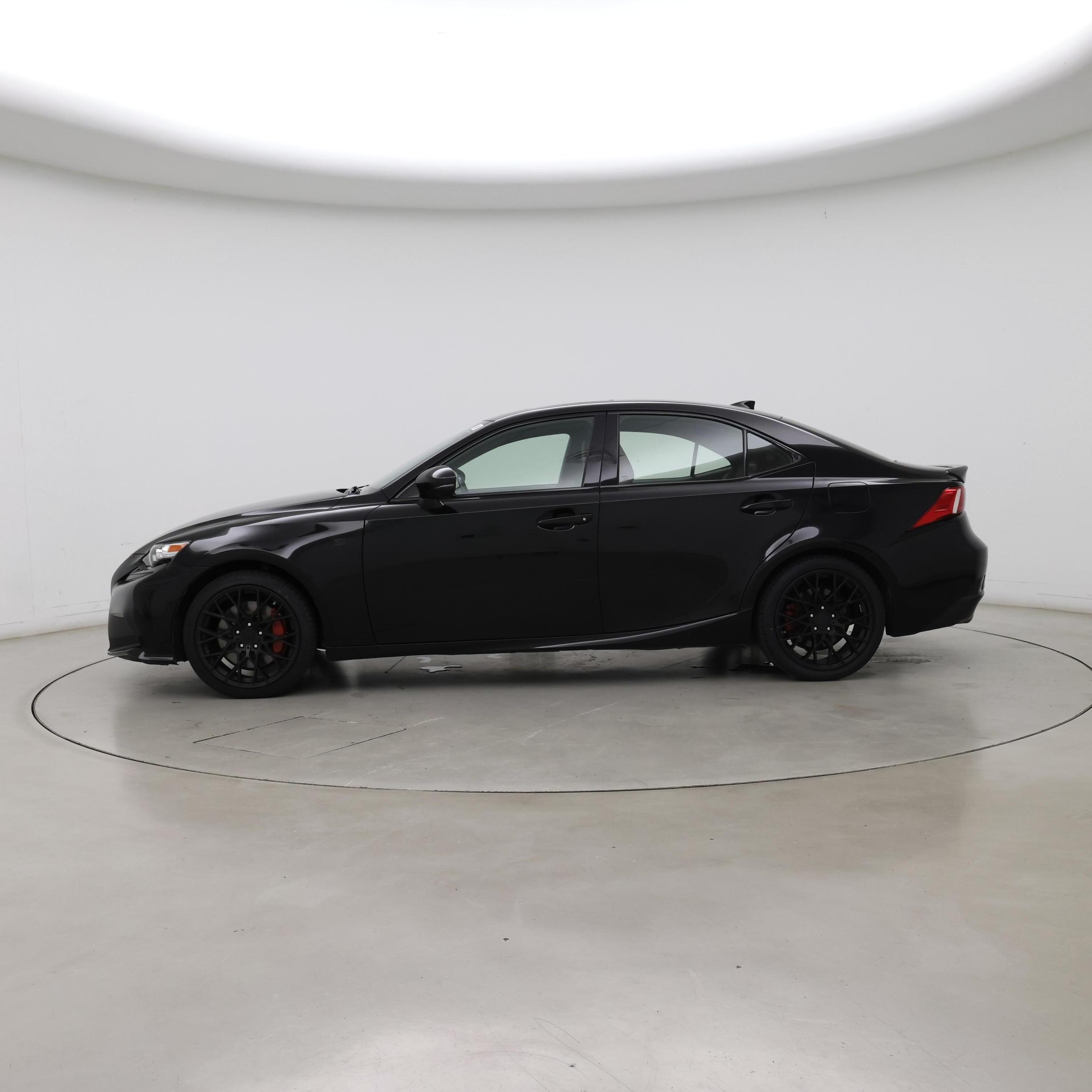 Thumbnail: 2016 Lexus IS - 3