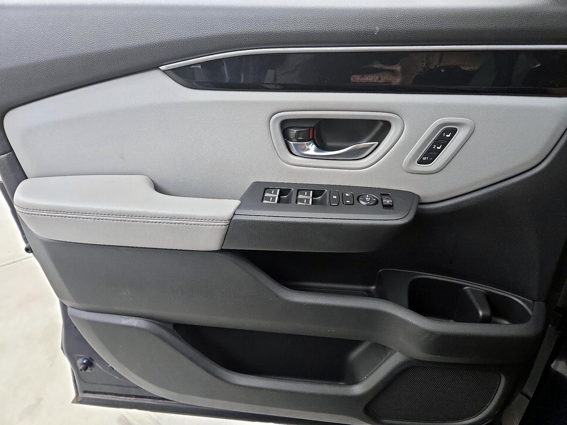 Thumbnail: 2023 Honda Pilot - 12