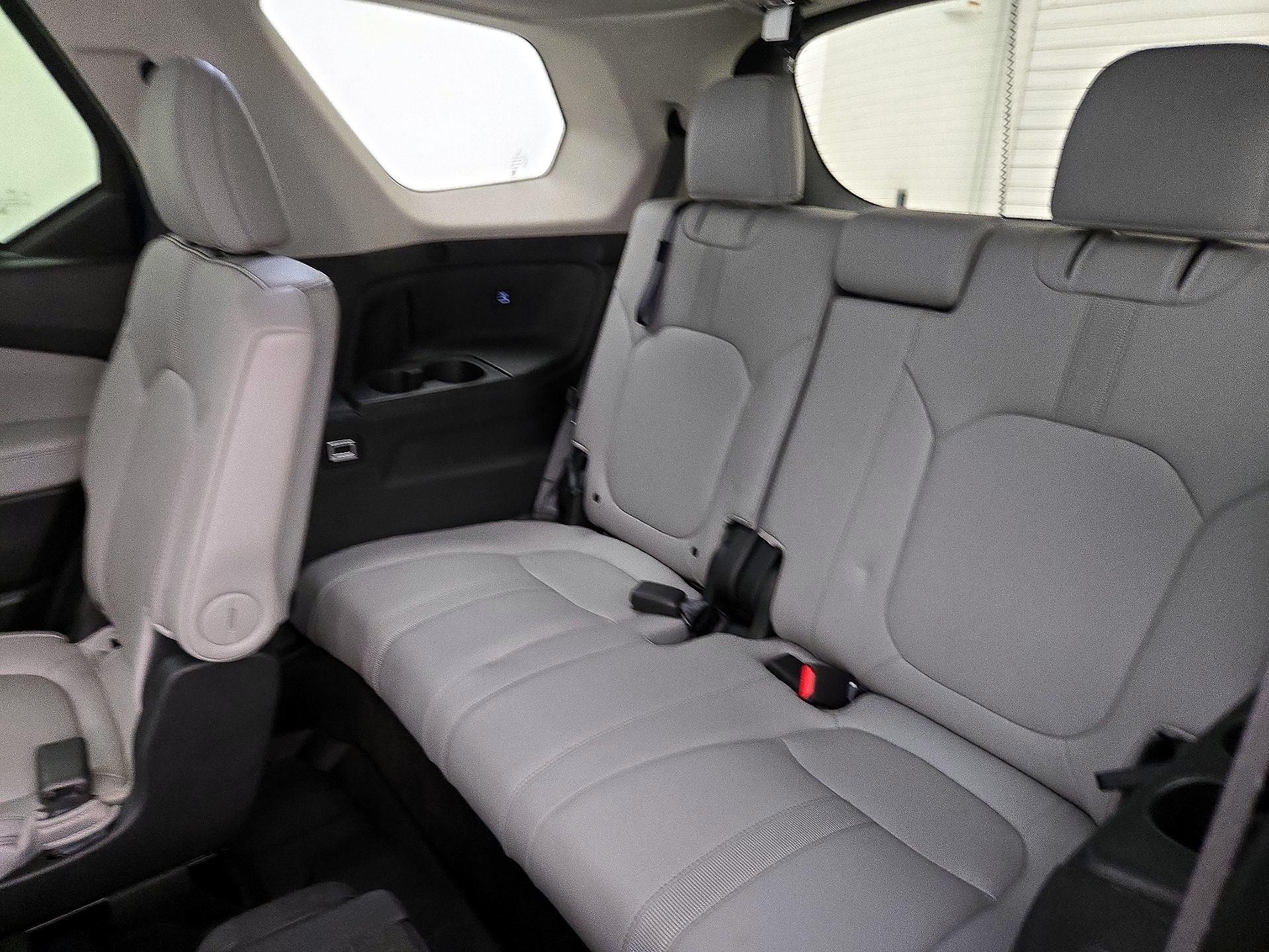Thumbnail: 2023 Honda Pilot - 20