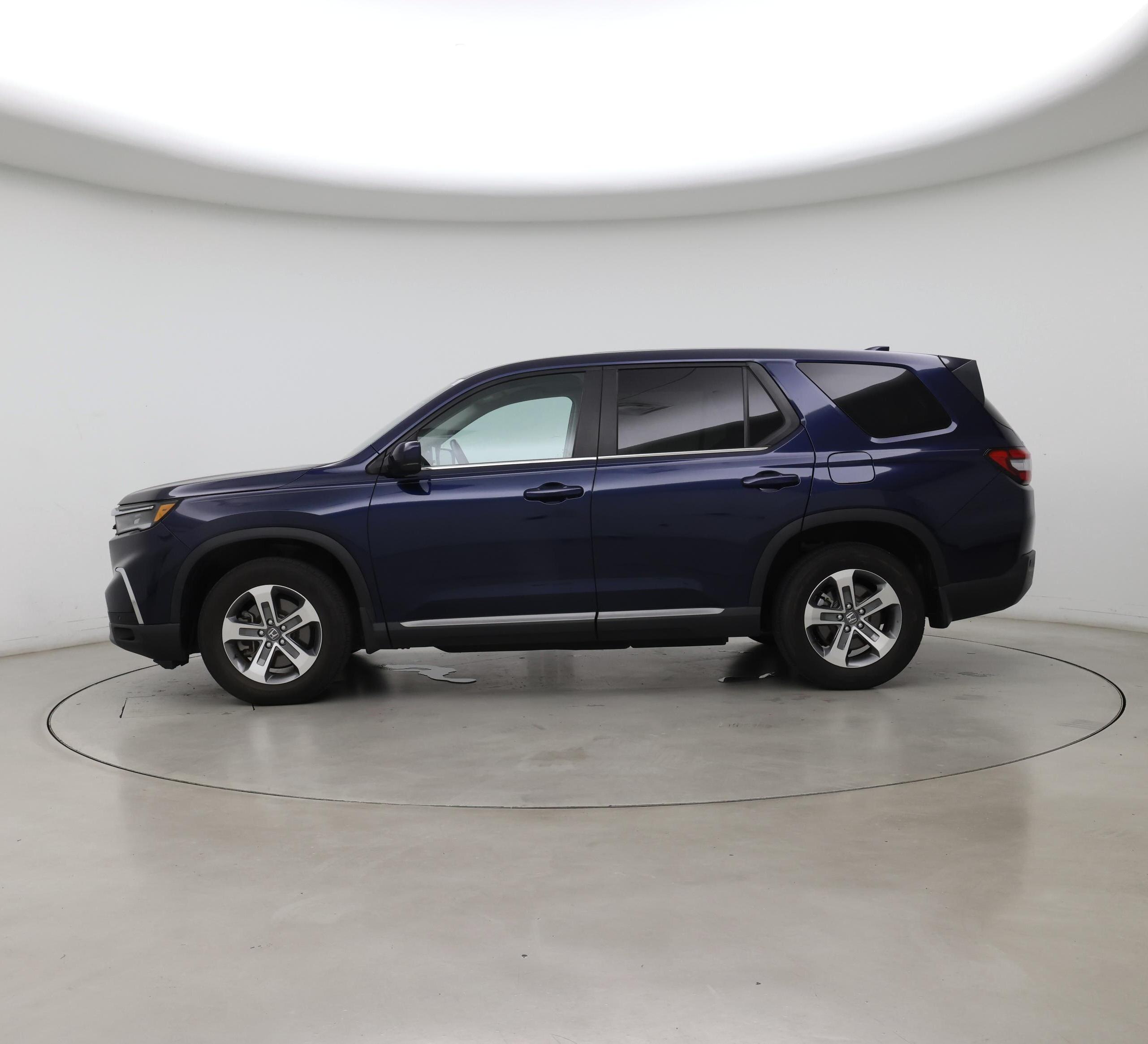 Thumbnail: 2023 Honda Pilot - 3
