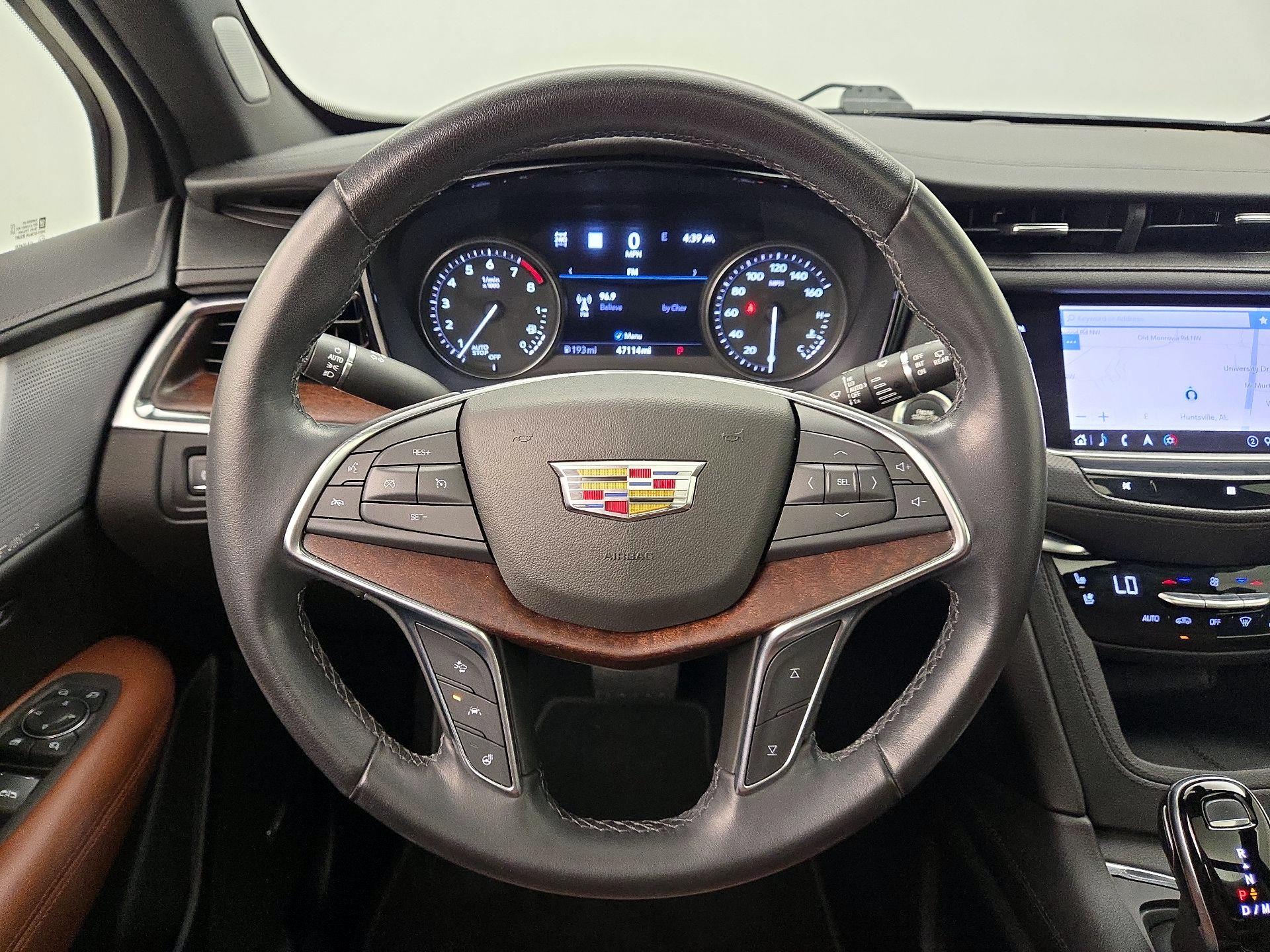 Thumbnail: 2020 Cadillac XT5 - 10