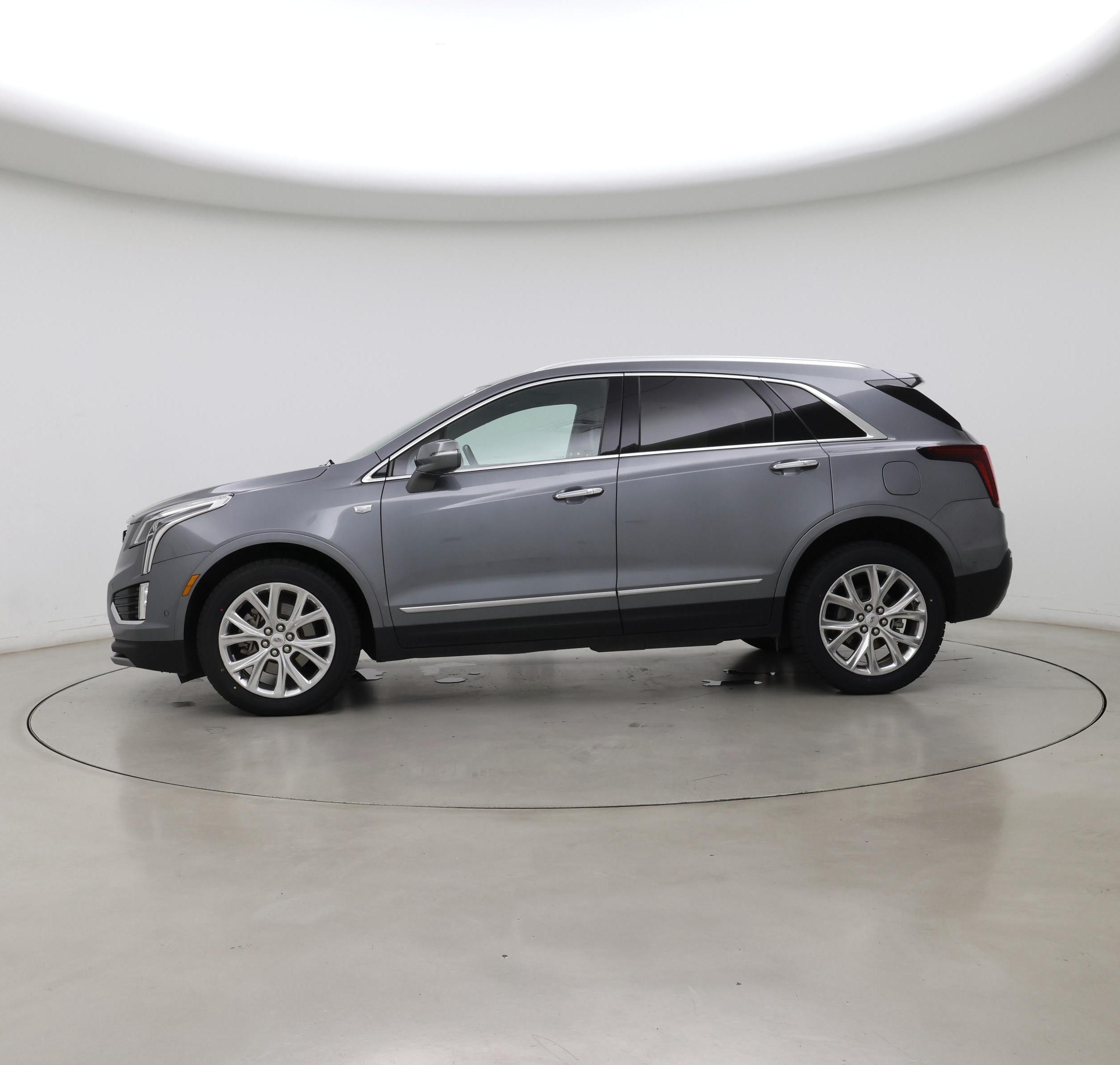Thumbnail: 2020 Cadillac XT5 - 3