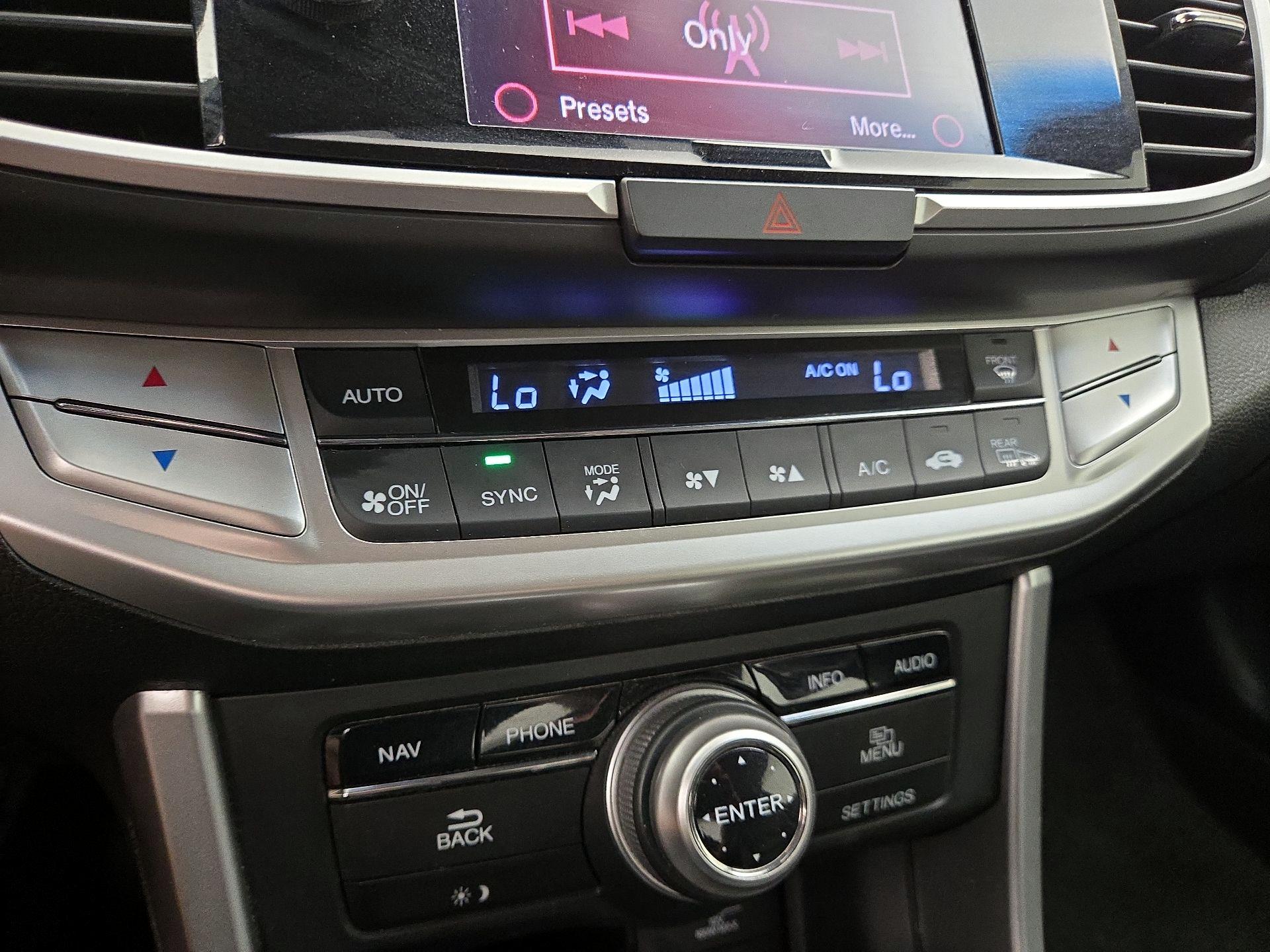 Thumbnail: 2013 Honda Accord - 16