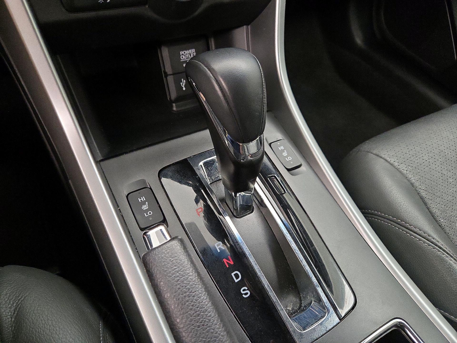Thumbnail: 2013 Honda Accord - 17