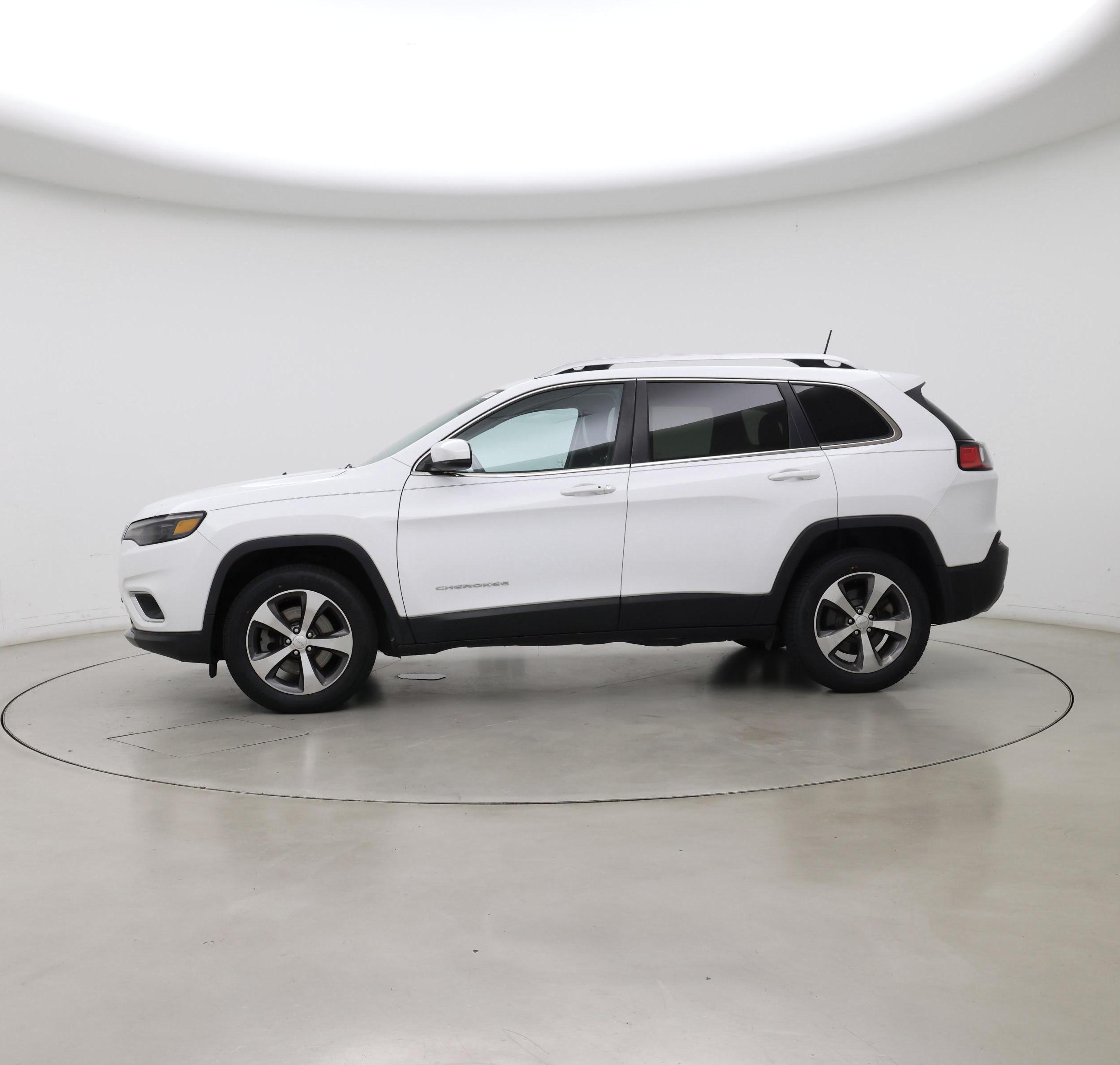 Thumbnail: 2020 Jeep Cherokee - 3