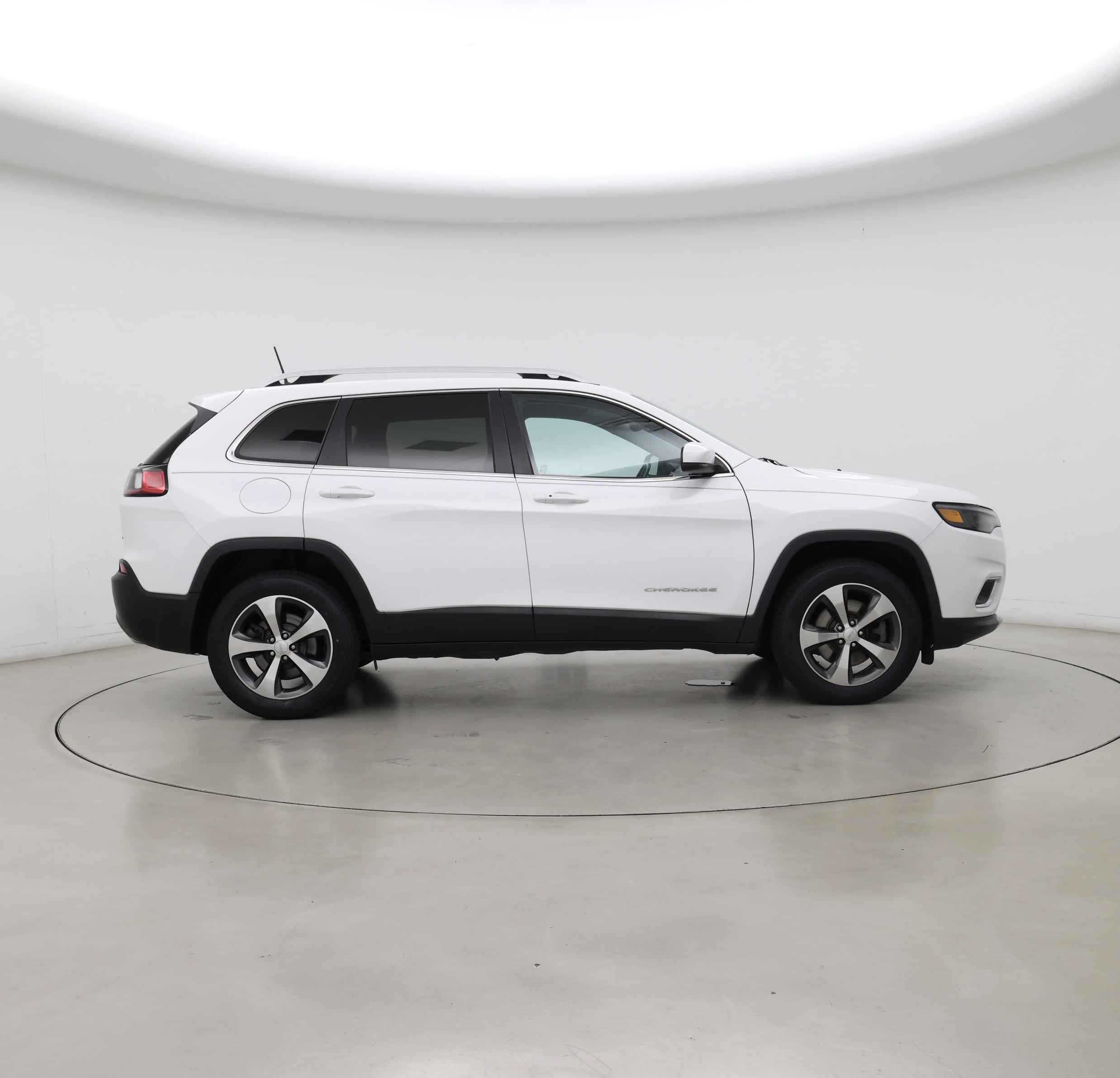 Thumbnail: 2020 Jeep Cherokee - 7