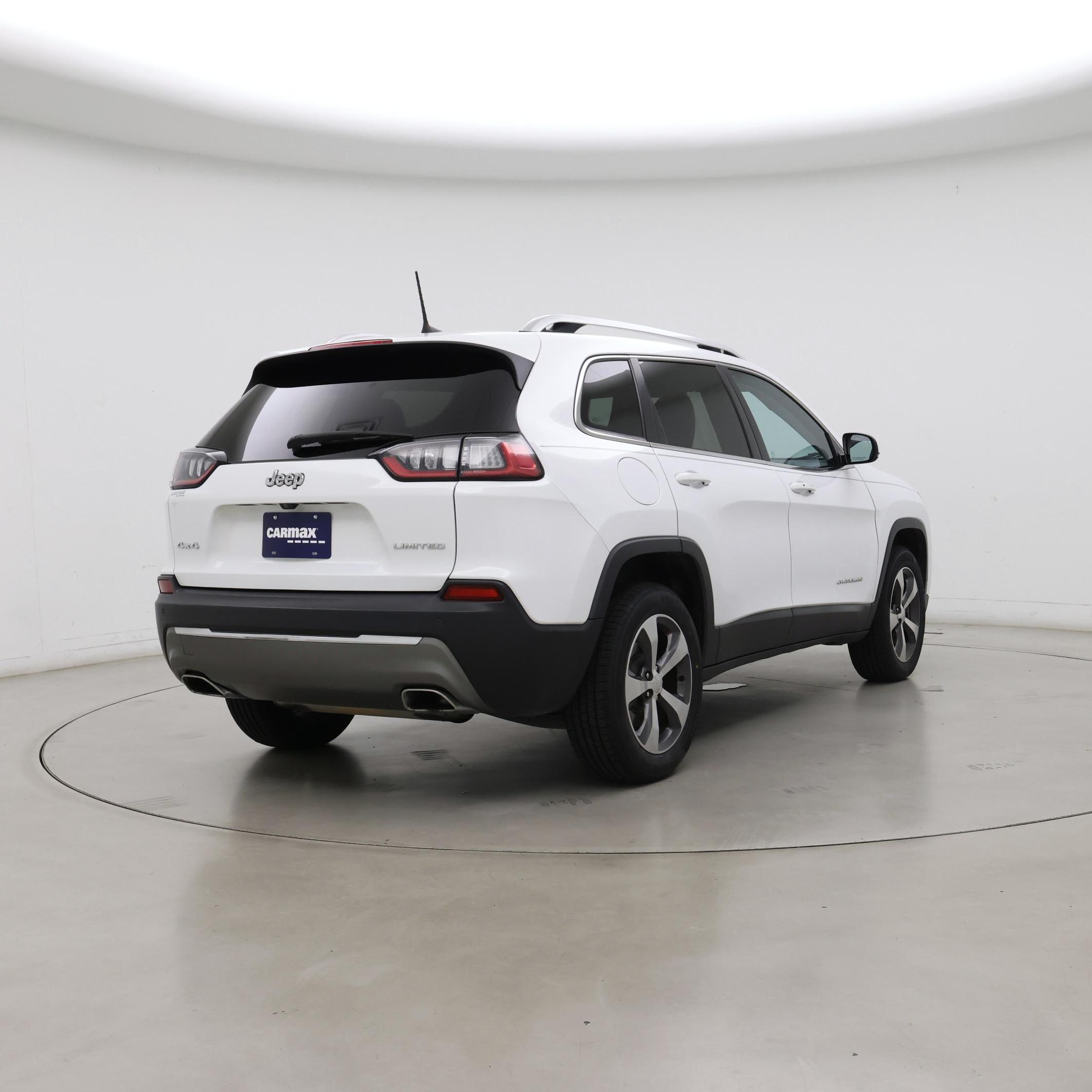 Thumbnail: 2020 Jeep Cherokee - 8