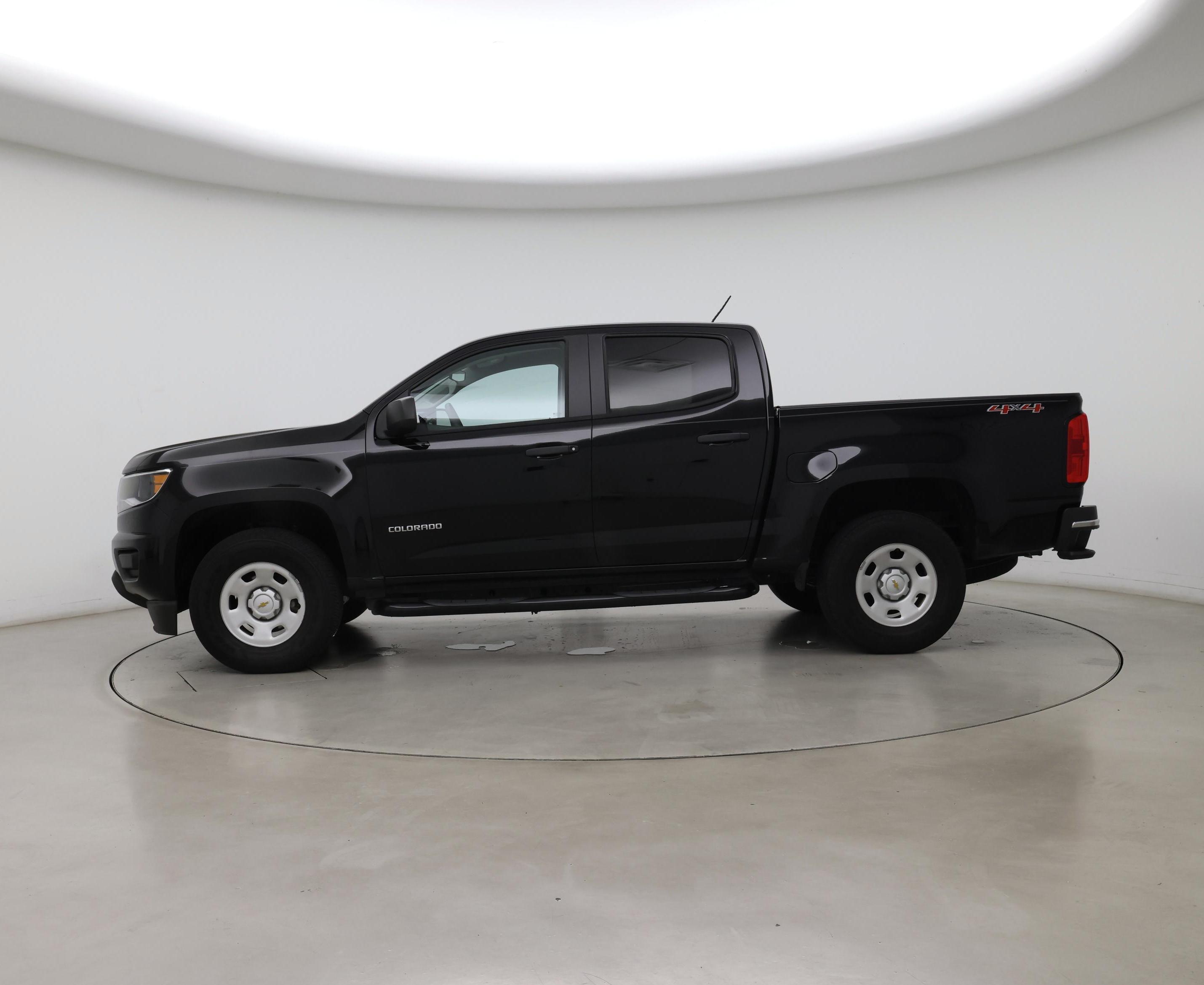 Thumbnail: 2019 Chevrolet Colorado - 3