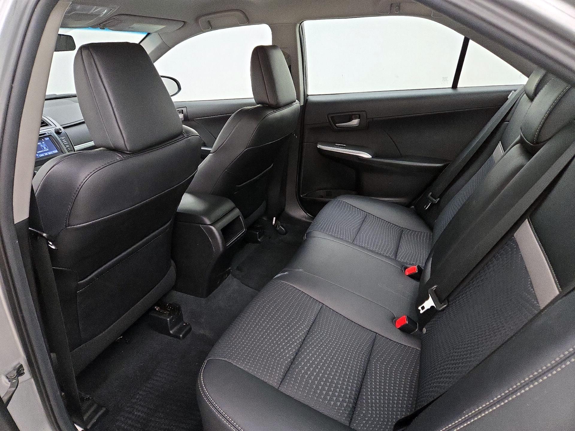 Thumbnail: 2014 Toyota Camry - 19