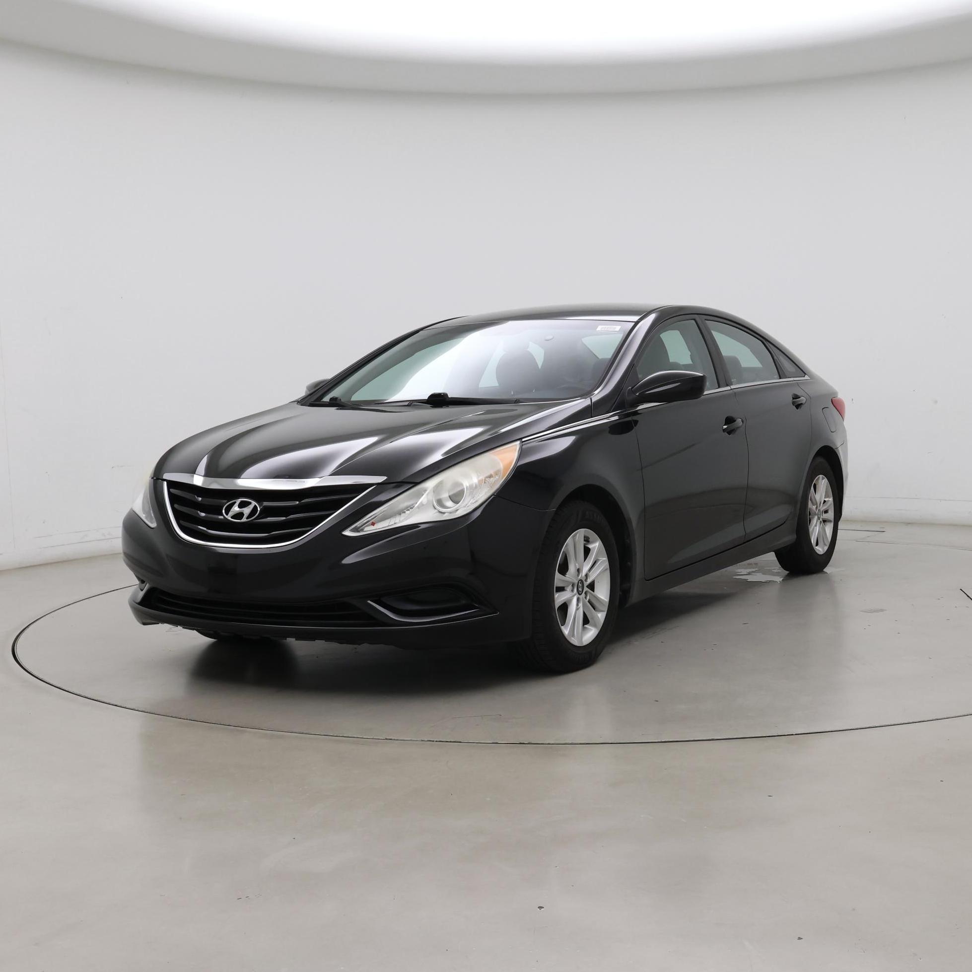 Thumbnail: 2013 Hyundai Sonata - 4