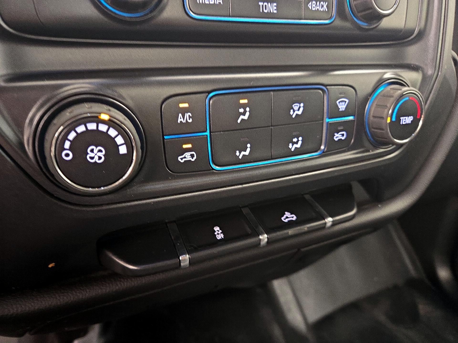 Thumbnail: 2017 Chevrolet Silverado 1500 - 15