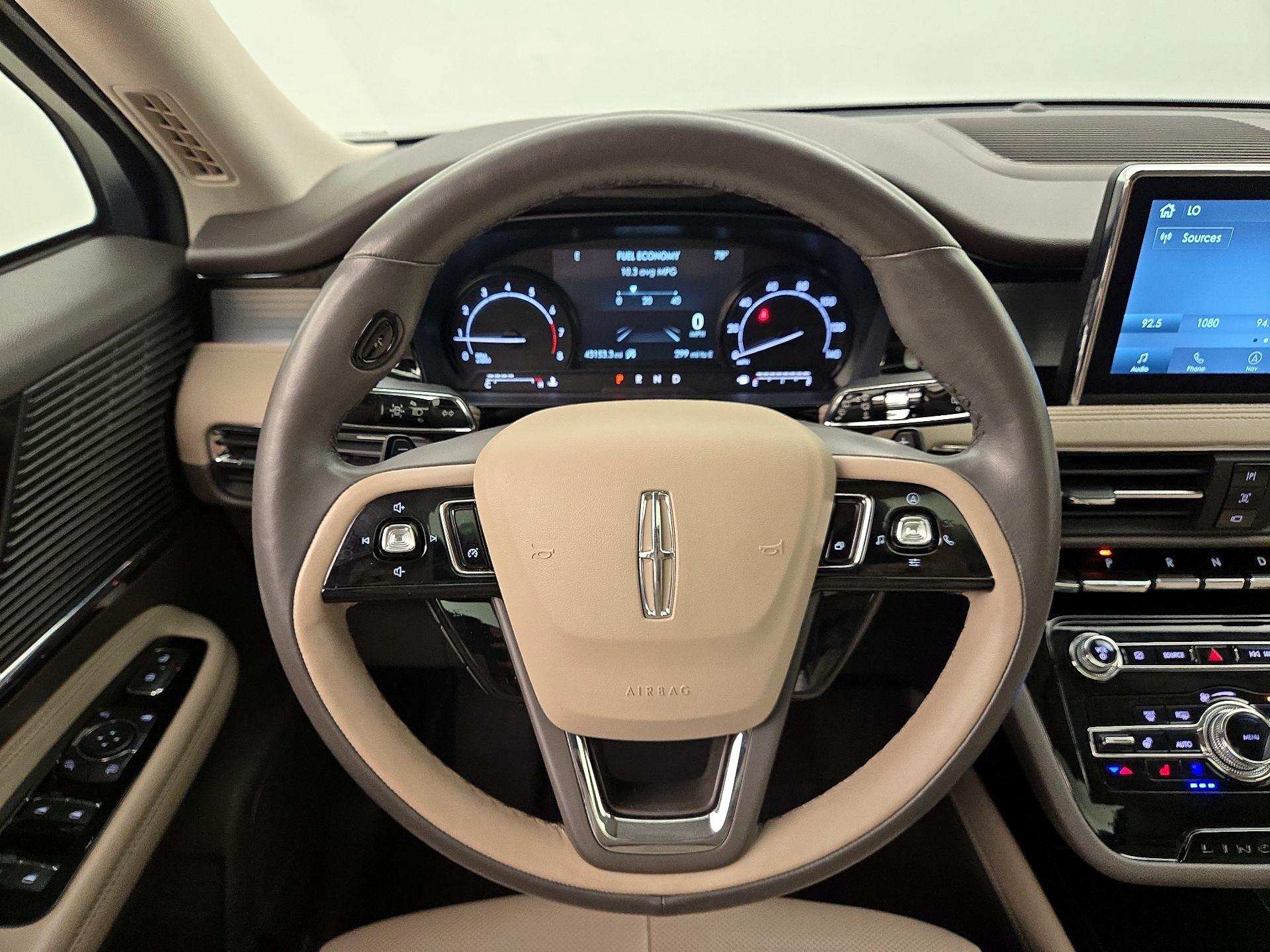 Thumbnail: 2021 Lincoln Corsair - 10