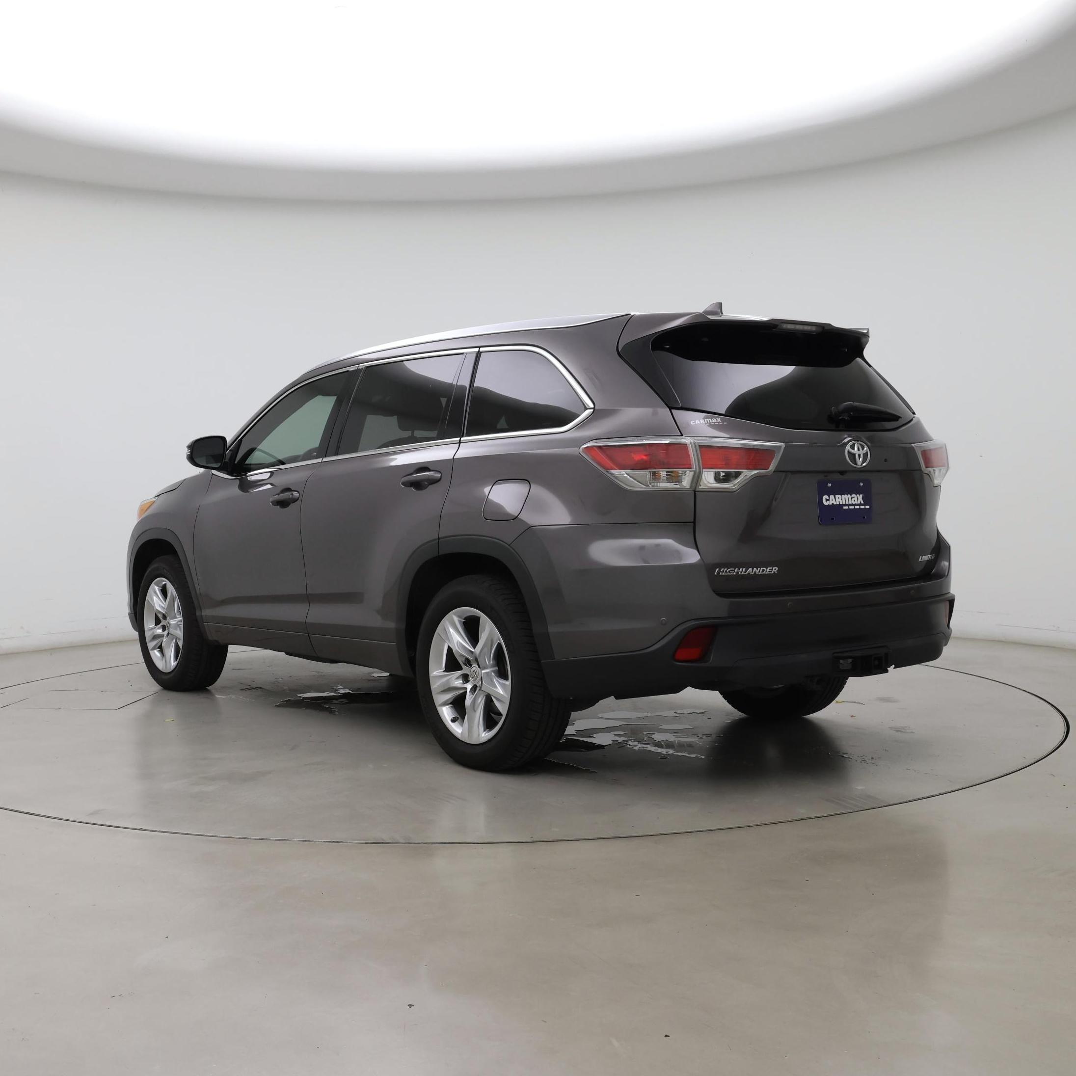 Thumbnail: 2015 Toyota Highlander - 2