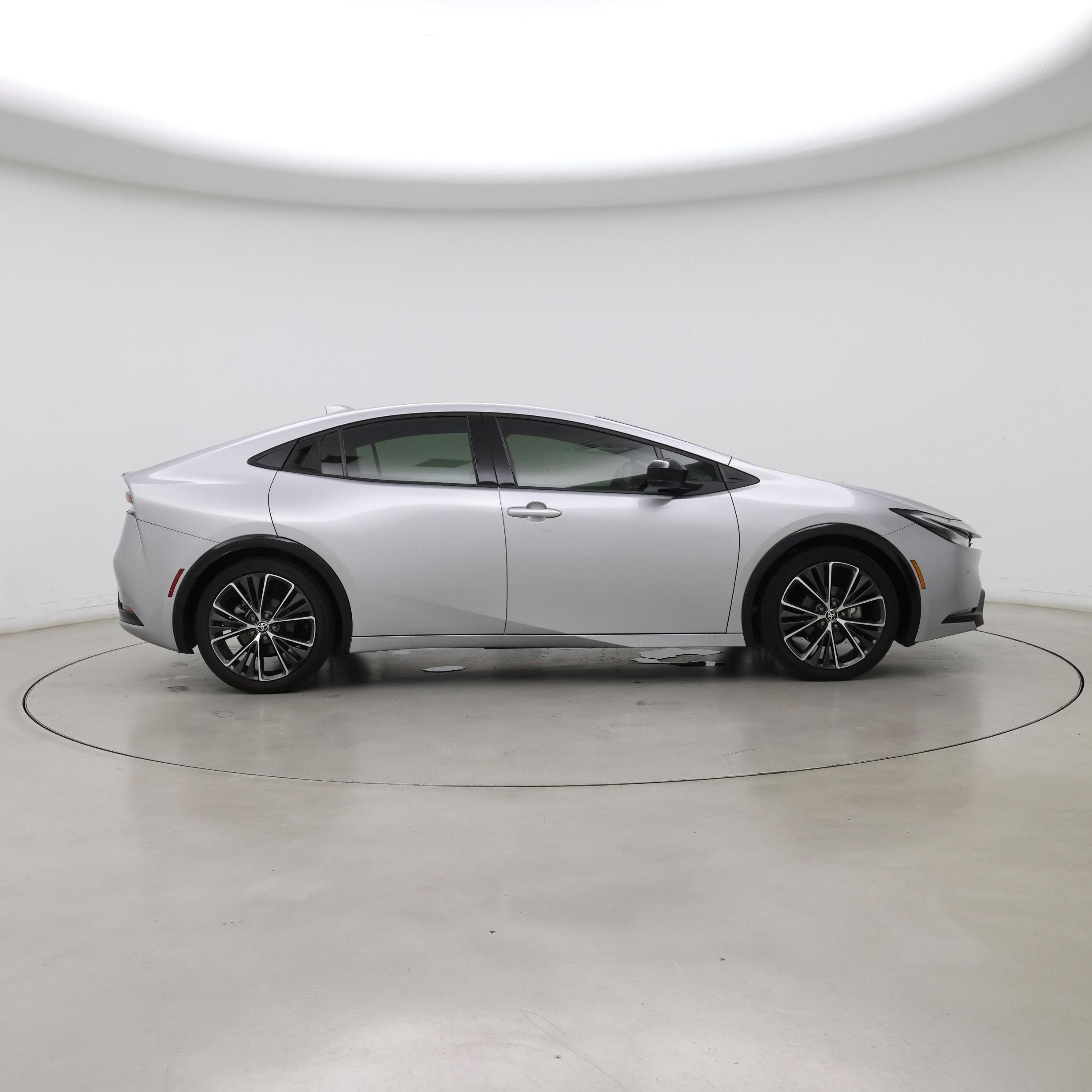 Thumbnail: 2023 Toyota Prius - 7
