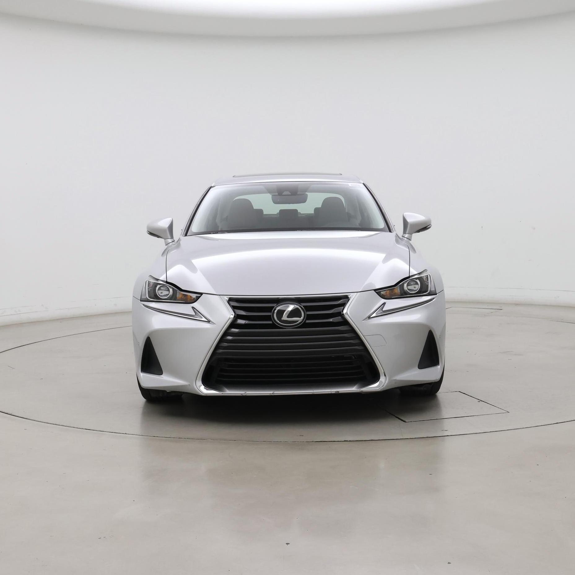 Thumbnail: 2017 Lexus IS - 5