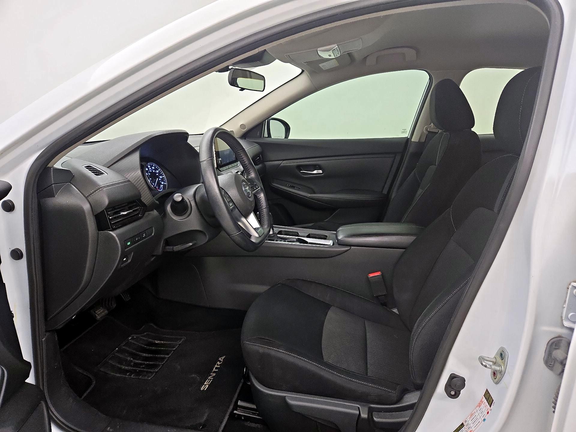 Thumbnail: 2020 Nissan Sentra - 11