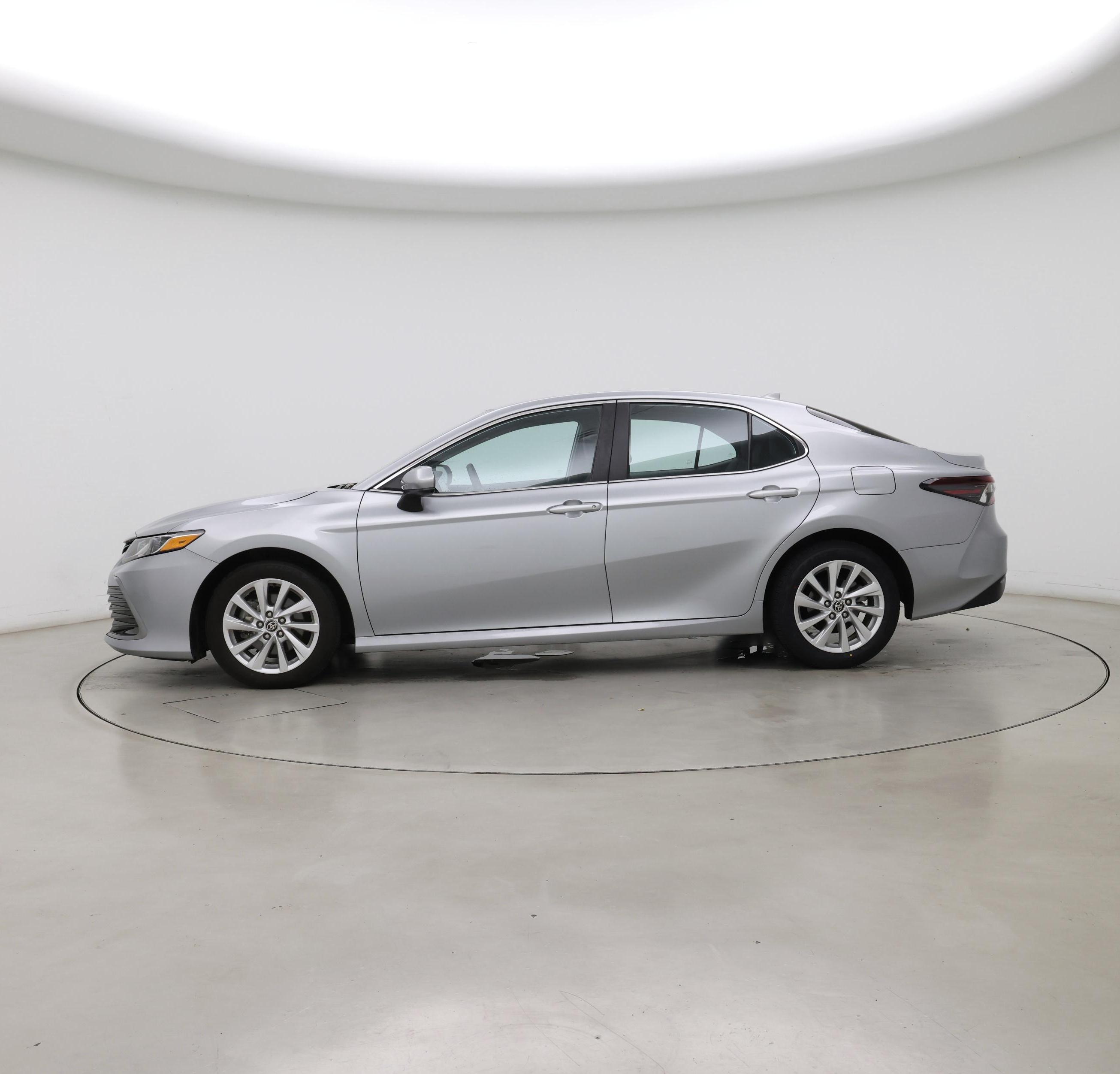Thumbnail: 2024 Toyota Camry - 3