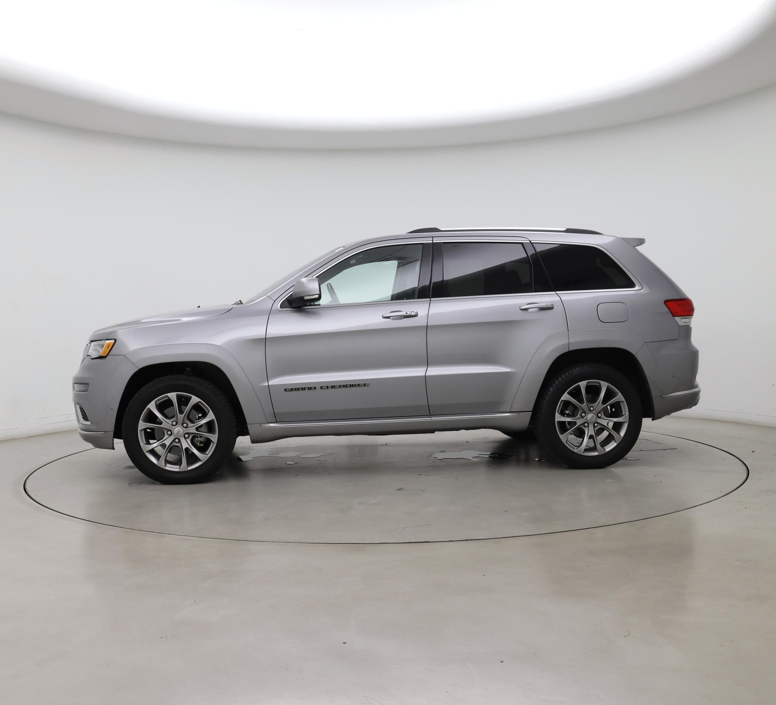 Thumbnail: 2020 Jeep Grand Cherokee - 3