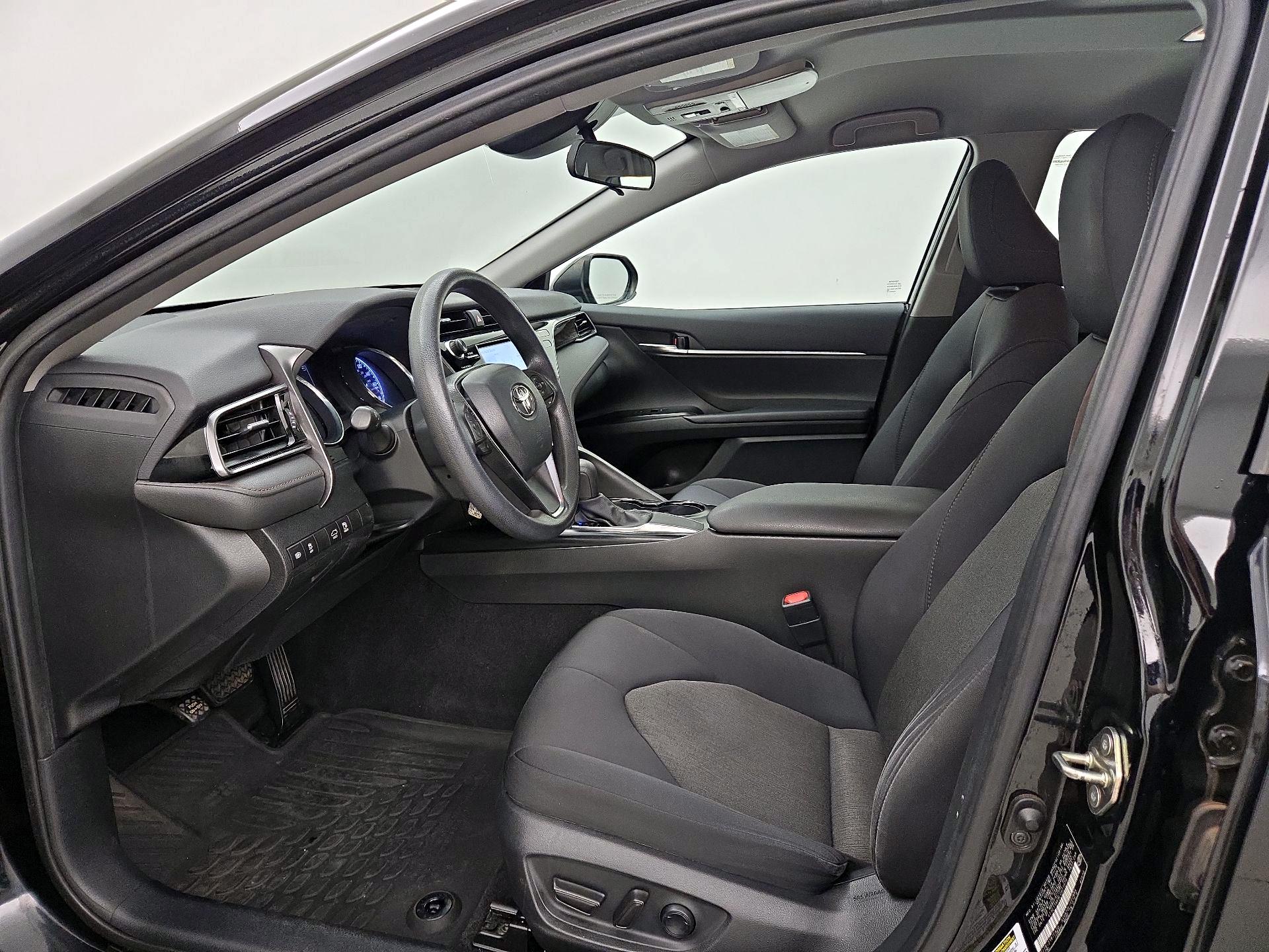 Thumbnail: 2020 Toyota Camry - 11