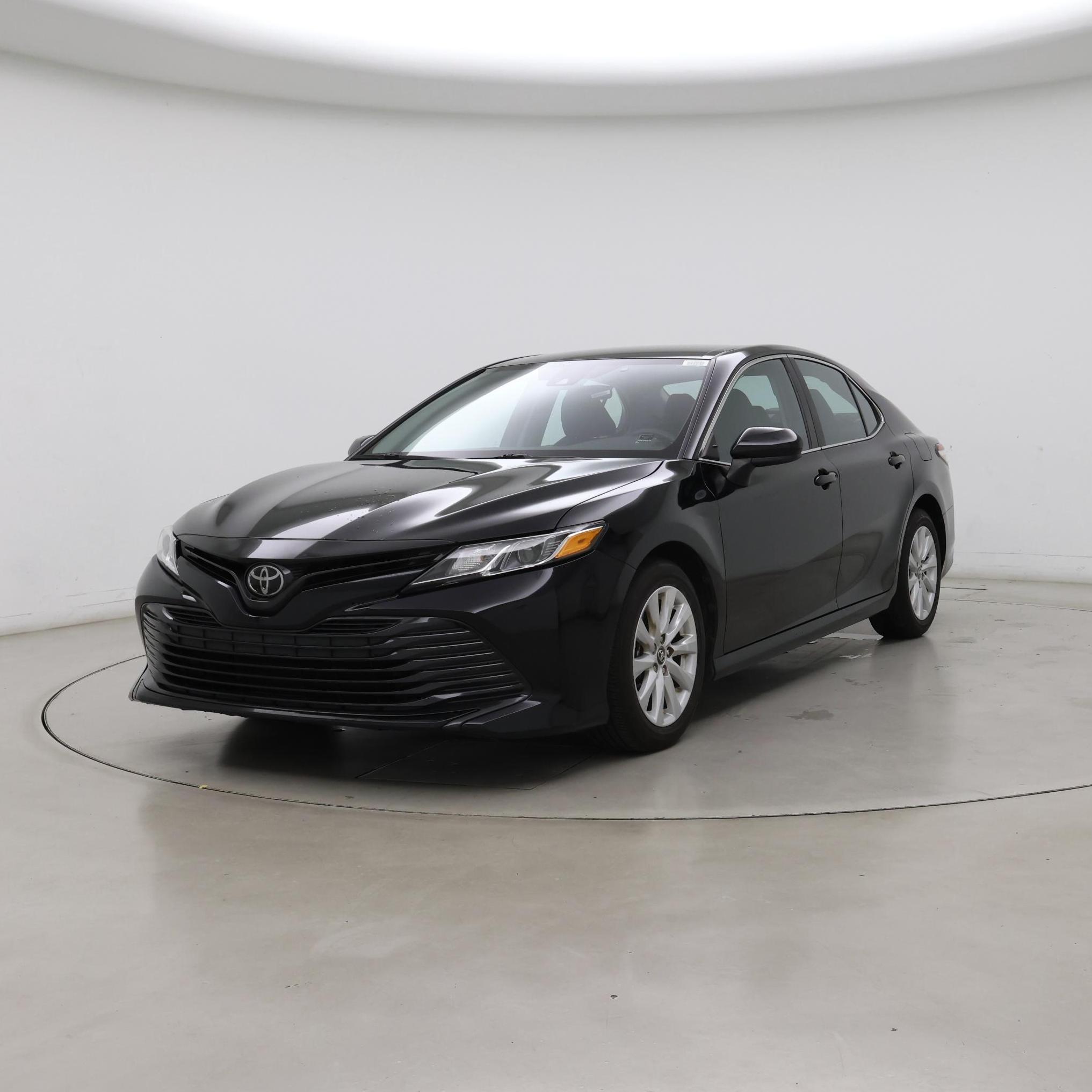 Thumbnail: 2020 Toyota Camry - 4