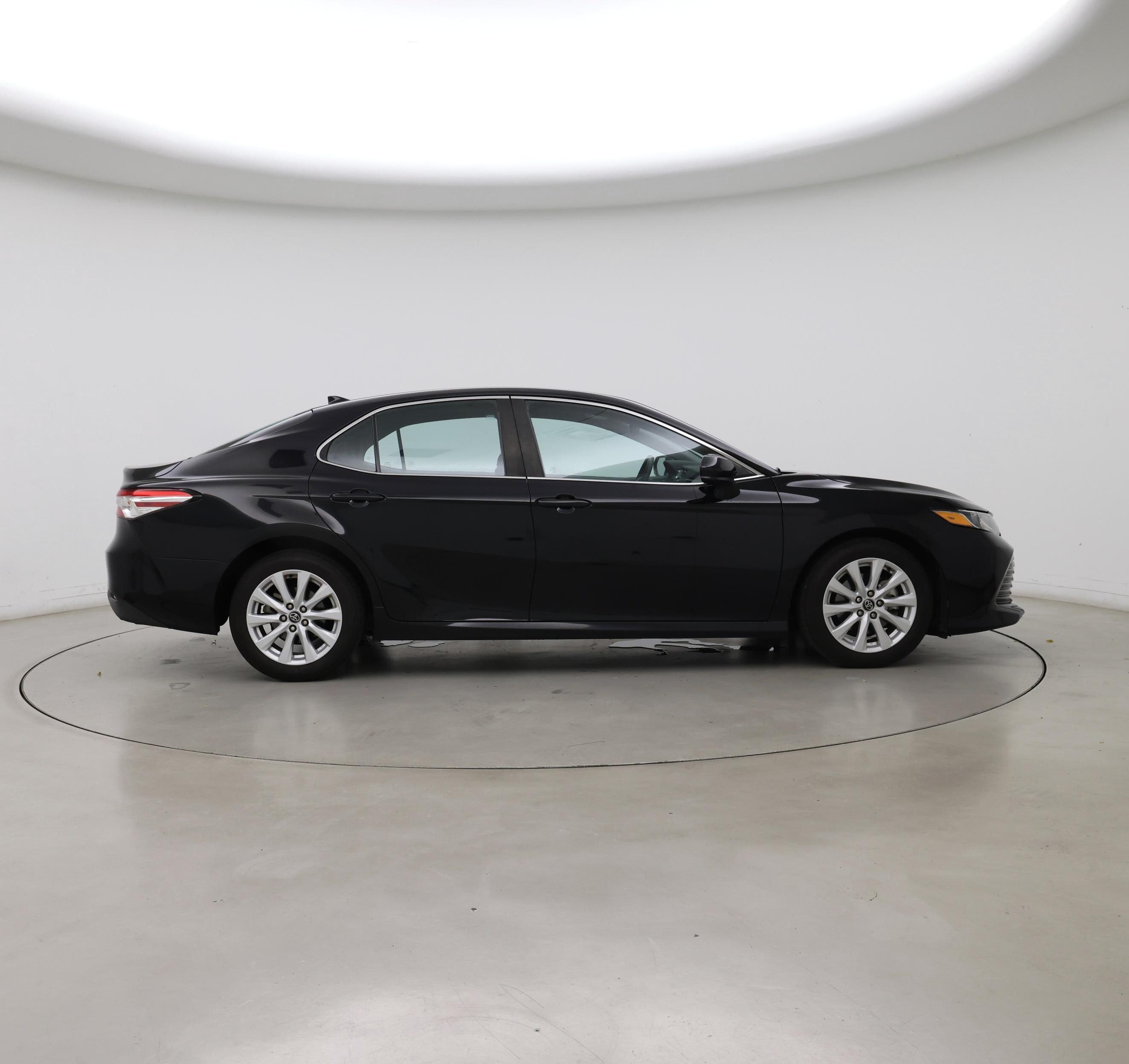 Thumbnail: 2020 Toyota Camry - 7