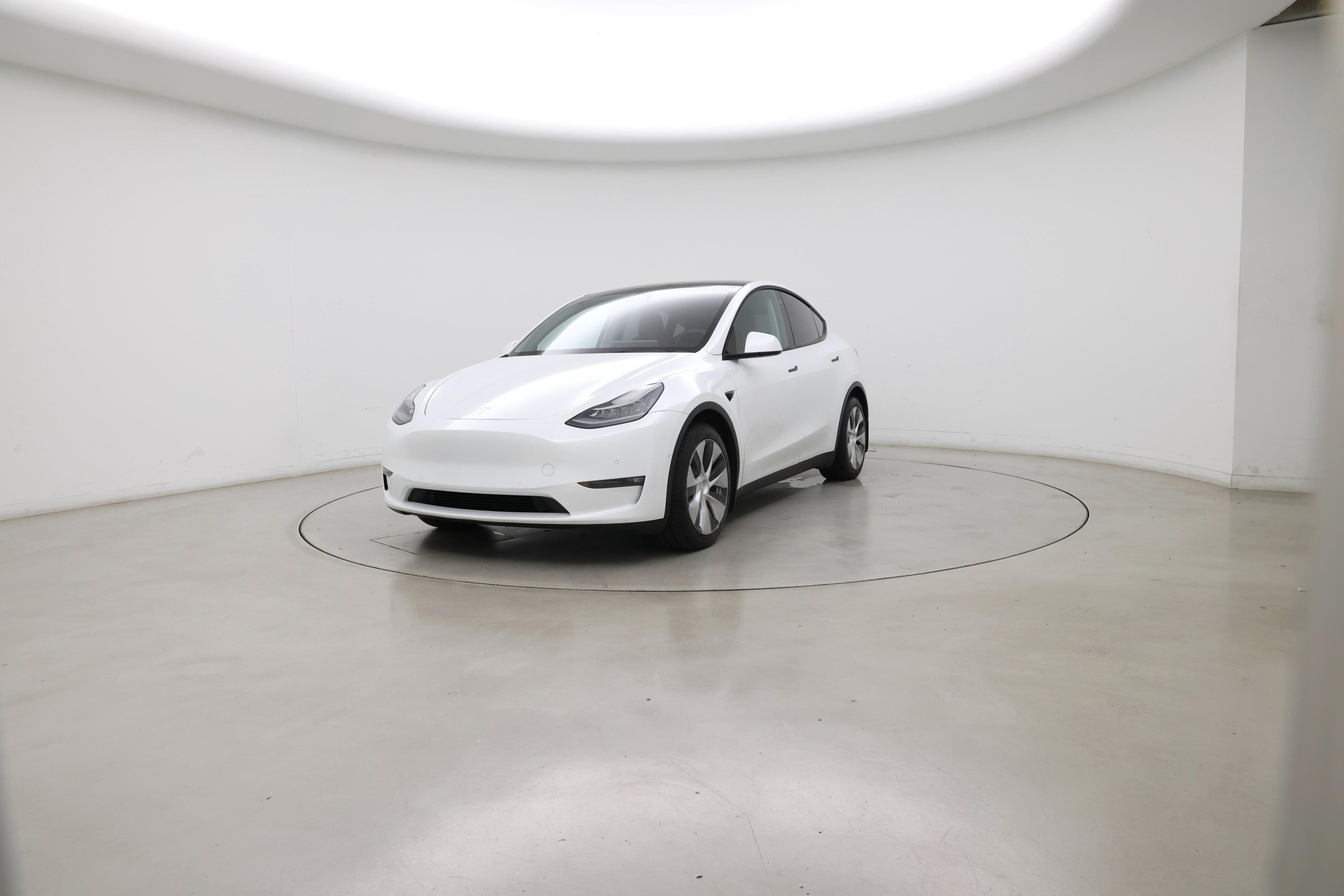 Thumbnail: 2021 Tesla Model Y - 4