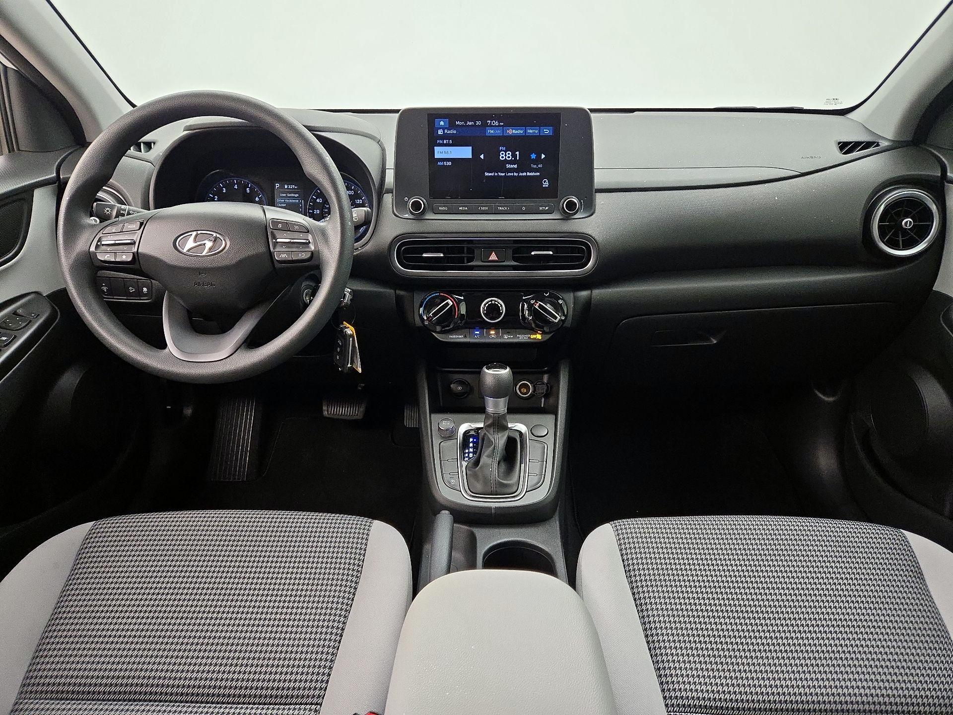 Thumbnail: 2022 Hyundai Kona - 9