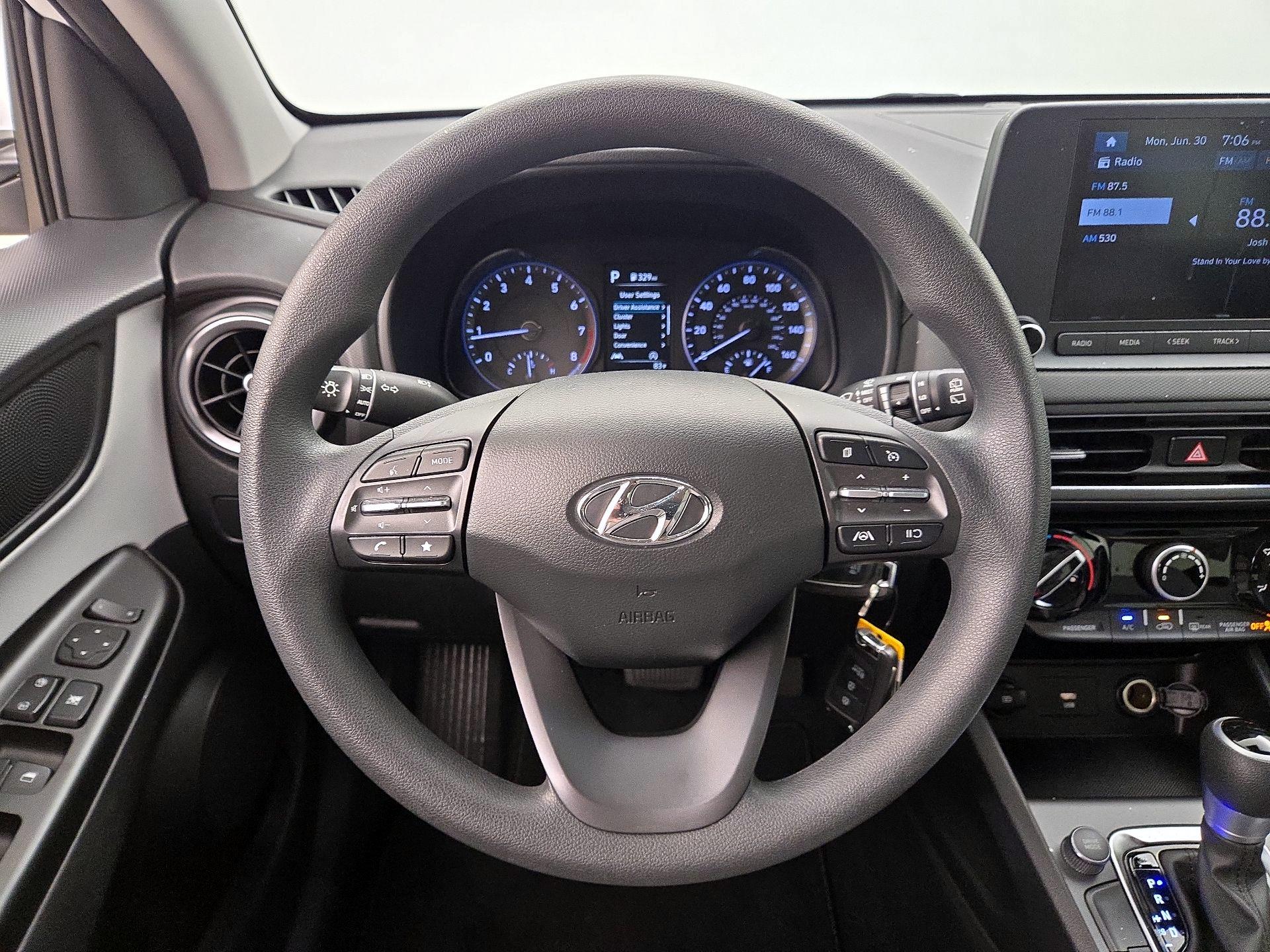 Thumbnail: 2022 Hyundai Kona - 10