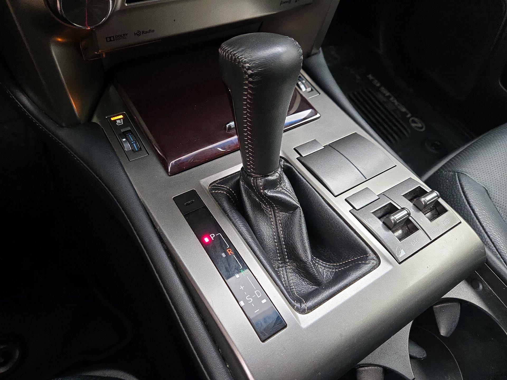 Thumbnail: 2016 Lexus GX - 18