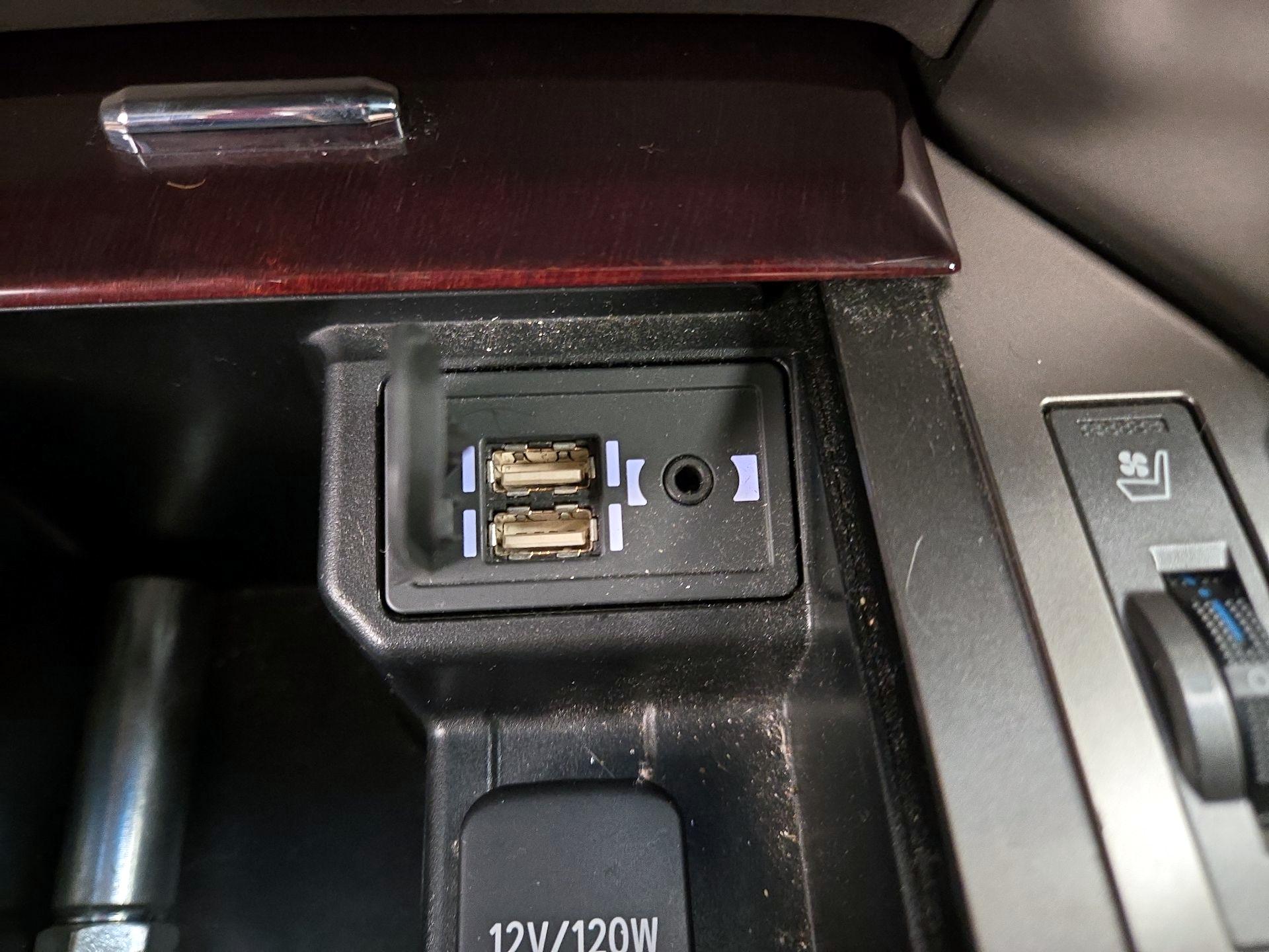 Thumbnail: 2016 Lexus GX - 19