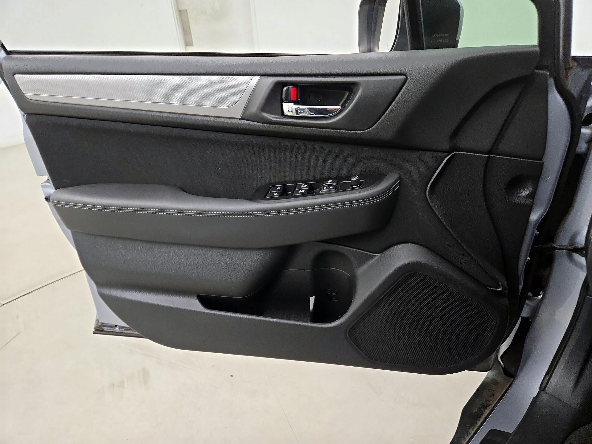 Thumbnail: 2019 Subaru Outback - 12