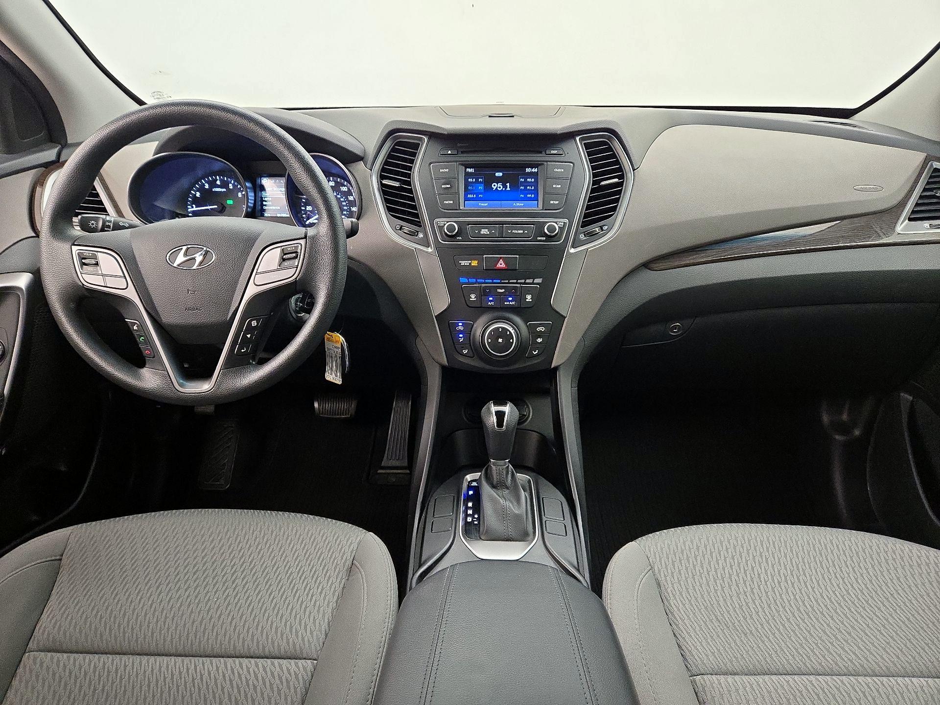 Thumbnail: 2018 Hyundai Santa Fe - 9