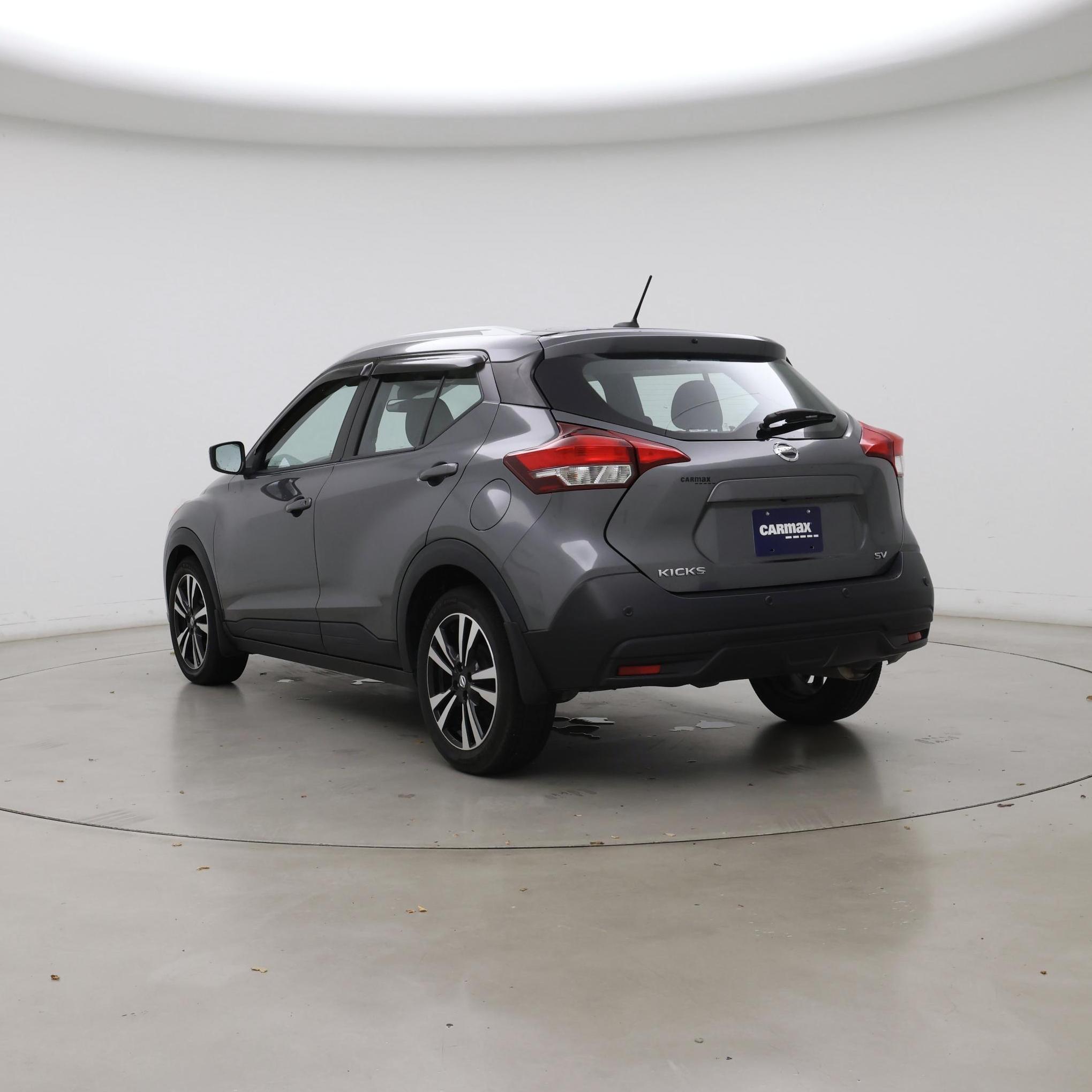 Thumbnail: 2020 Nissan Kicks - 2