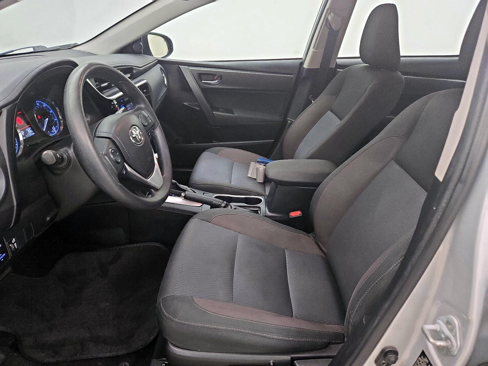 Thumbnail: 2017 Toyota Corolla - 11