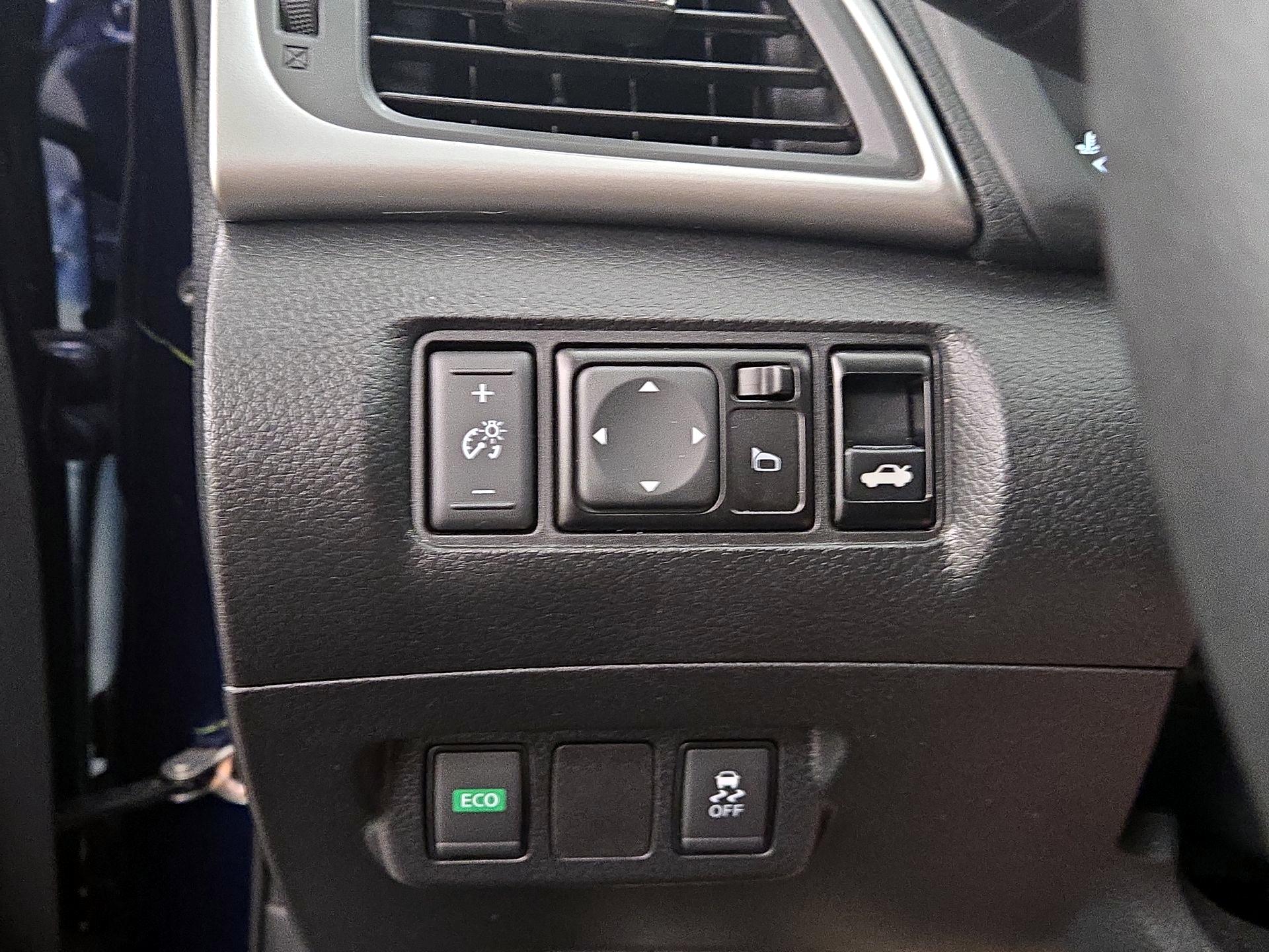 Thumbnail: 2019 Nissan Sentra - 13