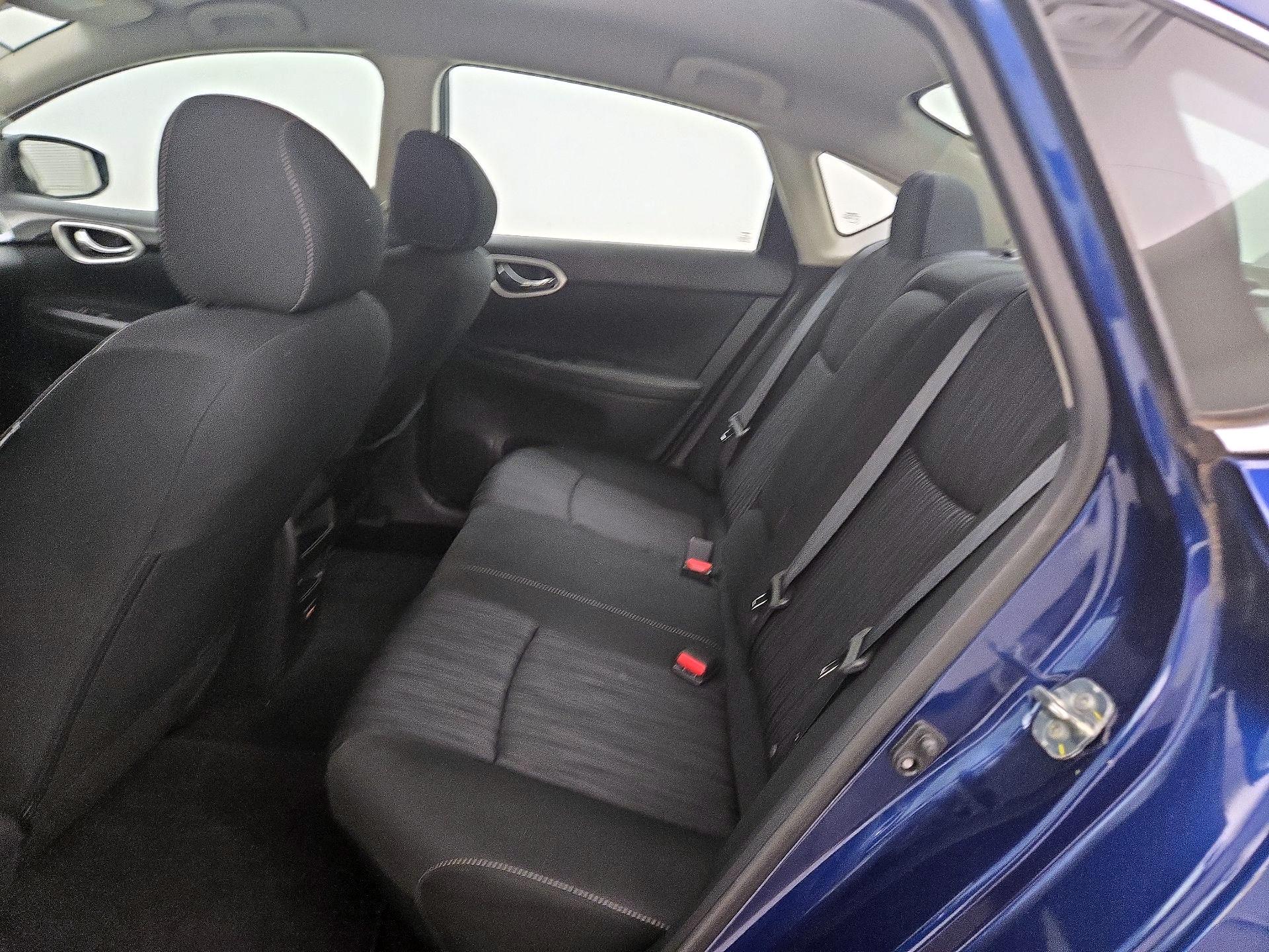 Thumbnail: 2019 Nissan Sentra - 19