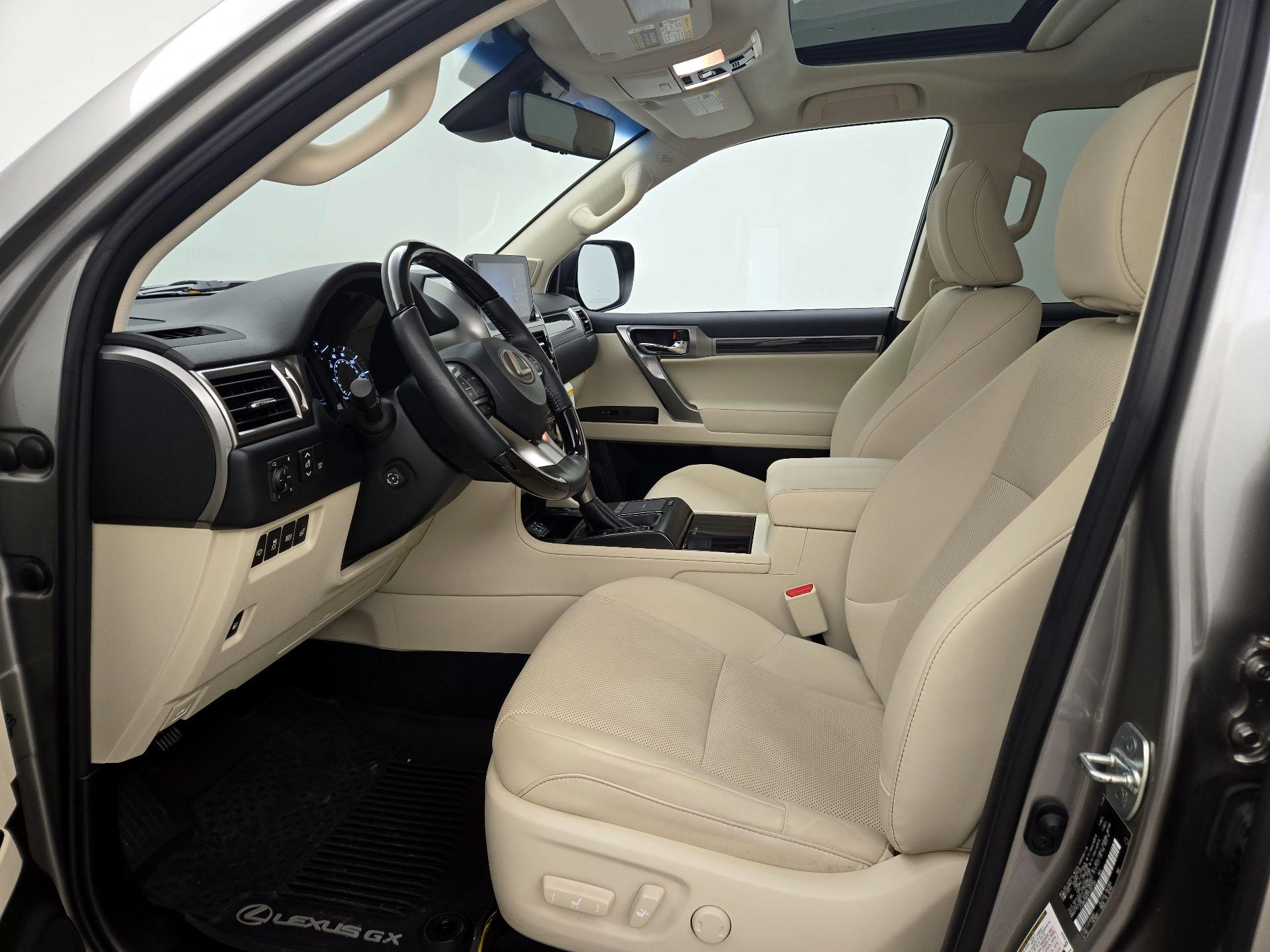 Thumbnail: 2023 Lexus GX - 11