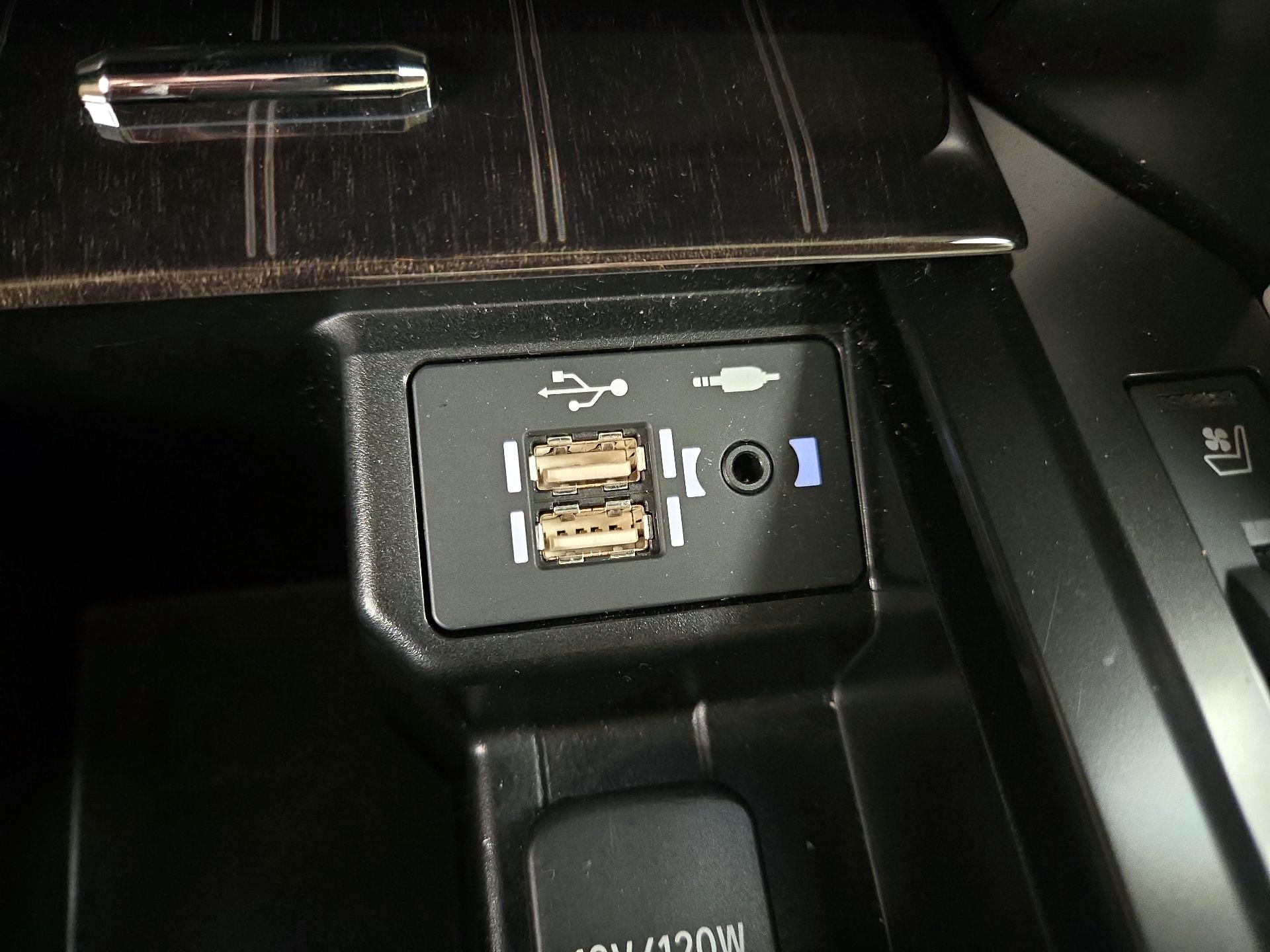 Thumbnail: 2023 Lexus GX - 19