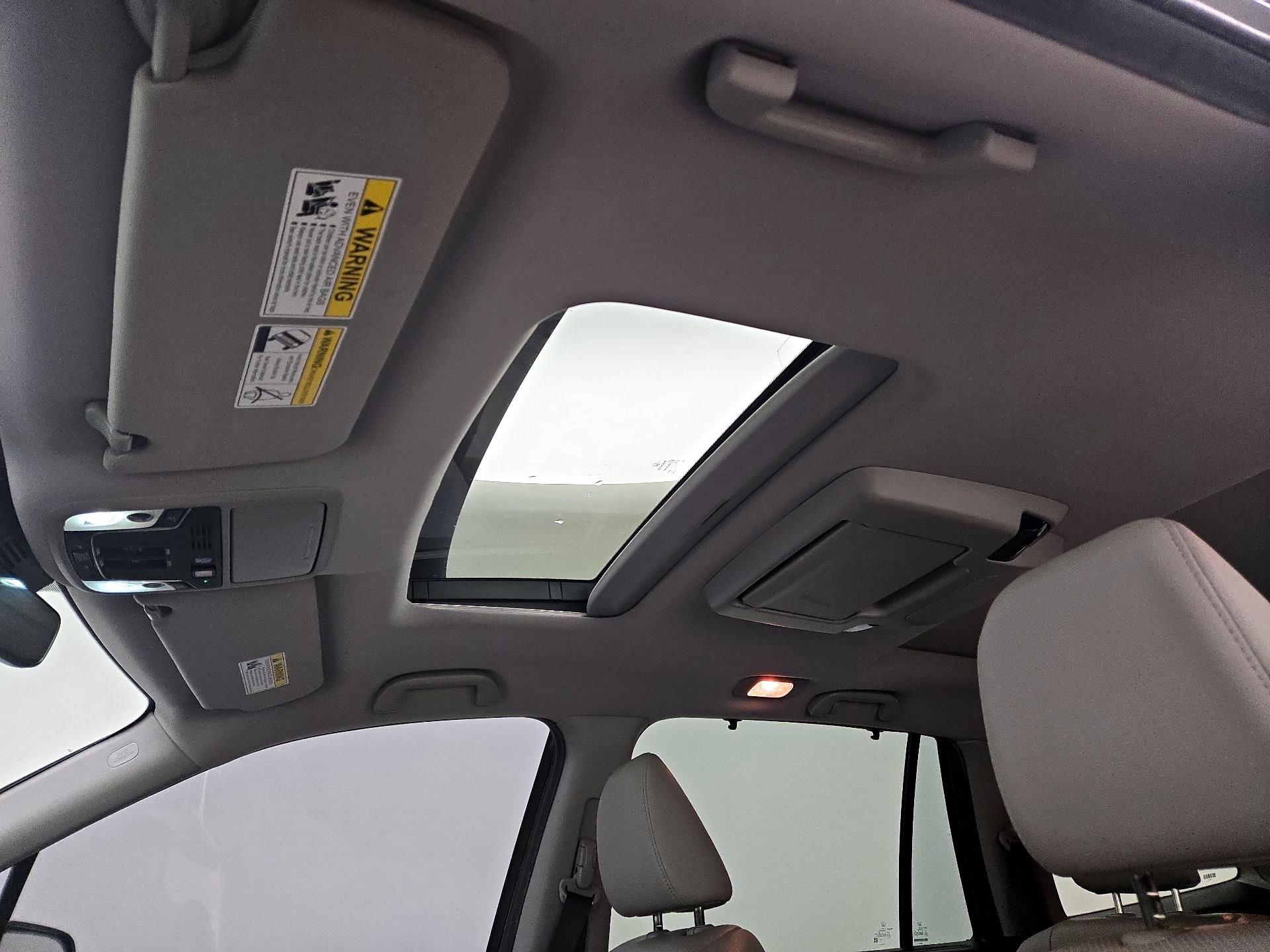Thumbnail: 2019 Honda Pilot - 20