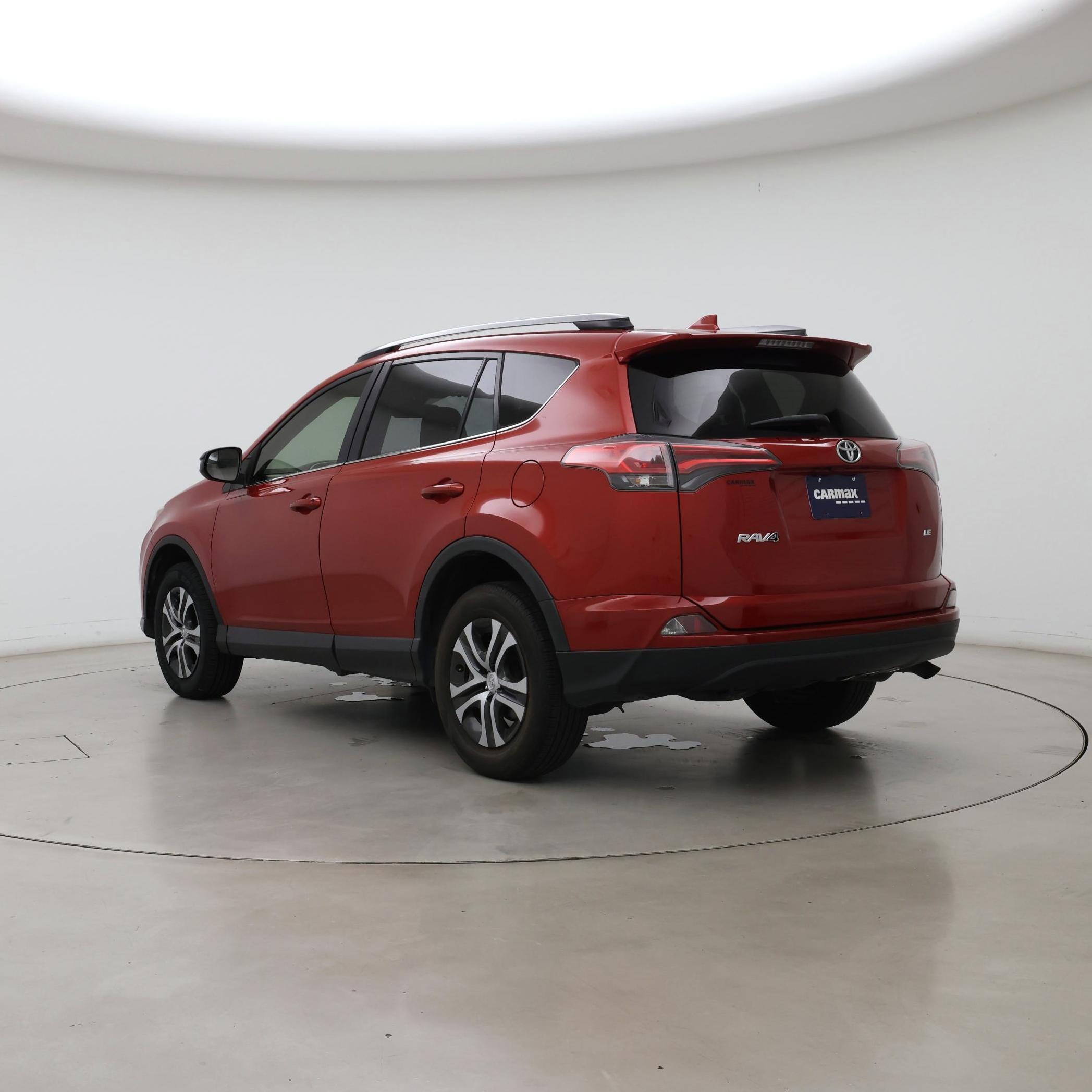 Thumbnail: 2017 Toyota RAV4 - 2