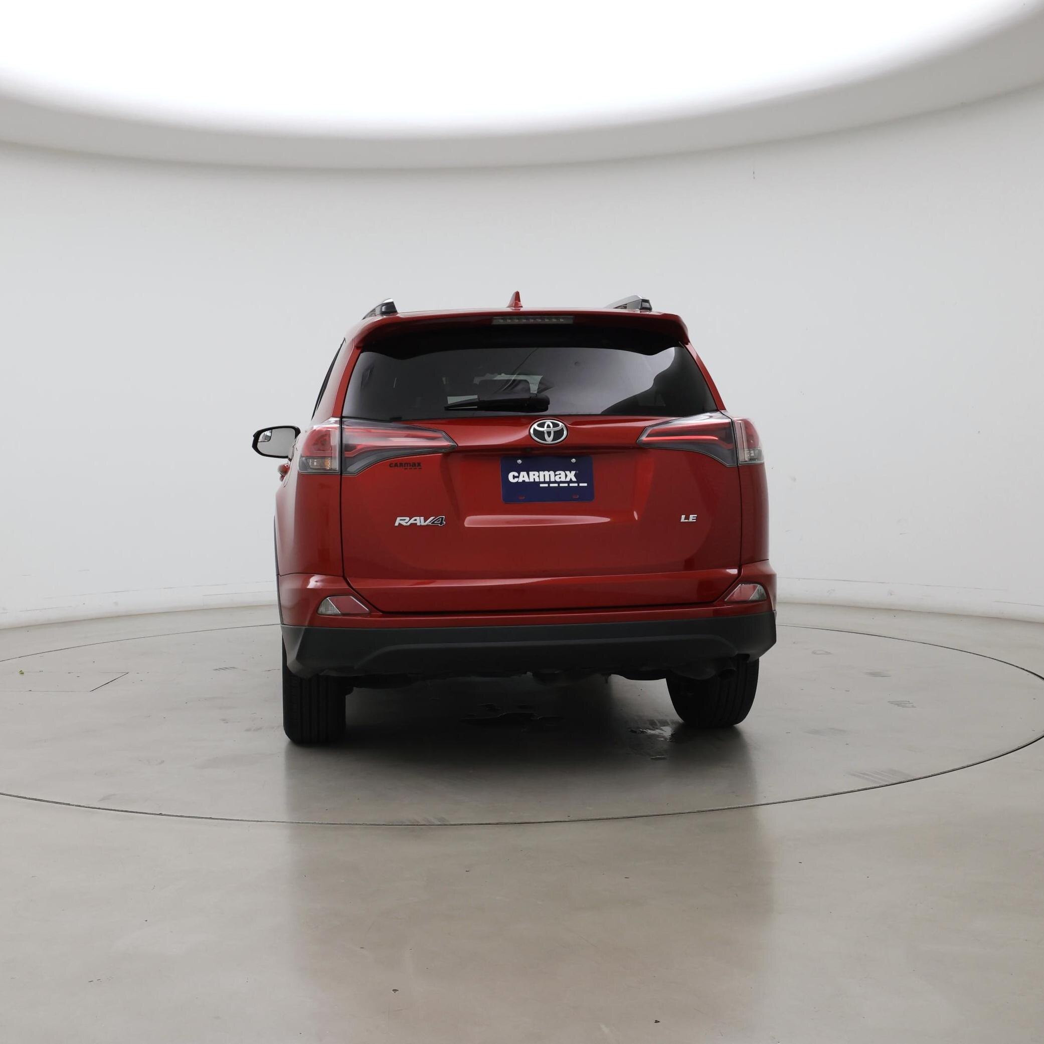Thumbnail: 2017 Toyota RAV4 - 6