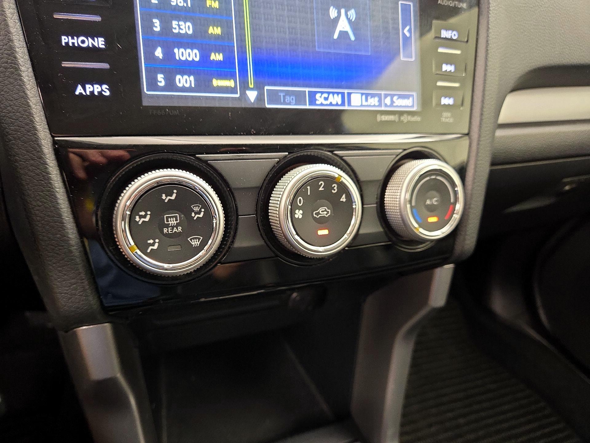 Thumbnail: 2016 Subaru Forester - 16